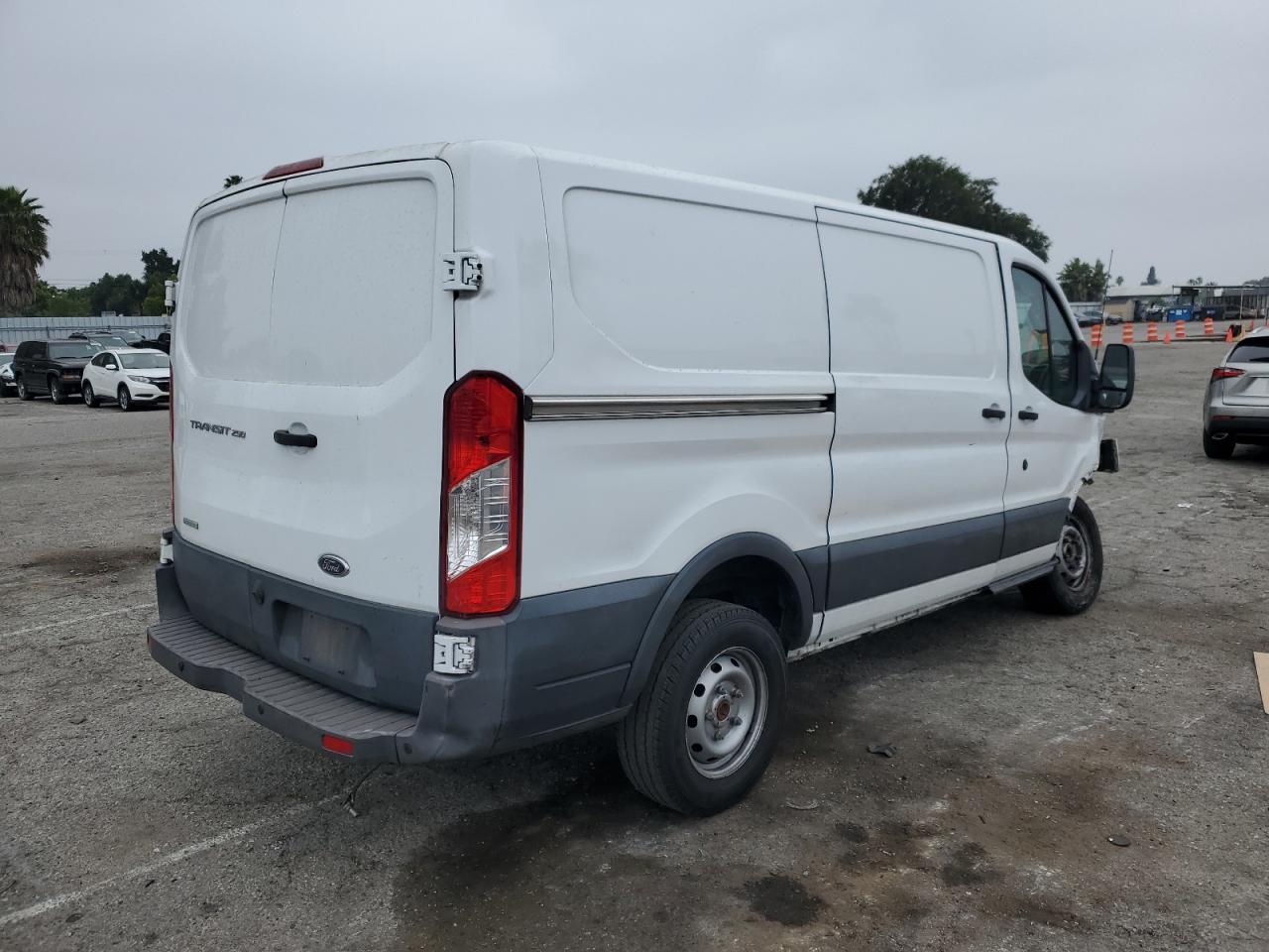 Photo 2 VIN: 1FTYR1YG7HKA14381 - FORD TRANSIT 