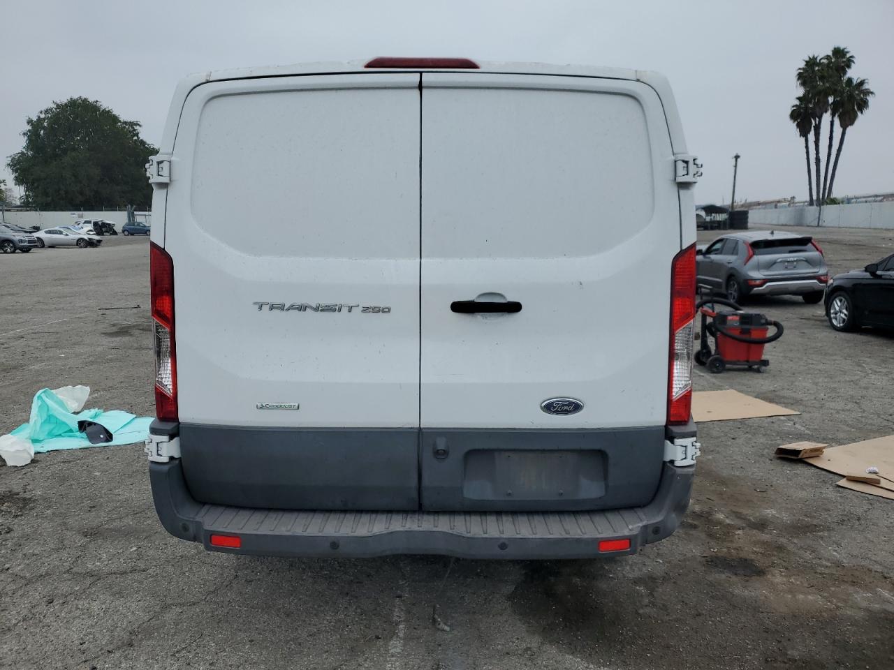 Photo 5 VIN: 1FTYR1YG7HKA14381 - FORD TRANSIT 