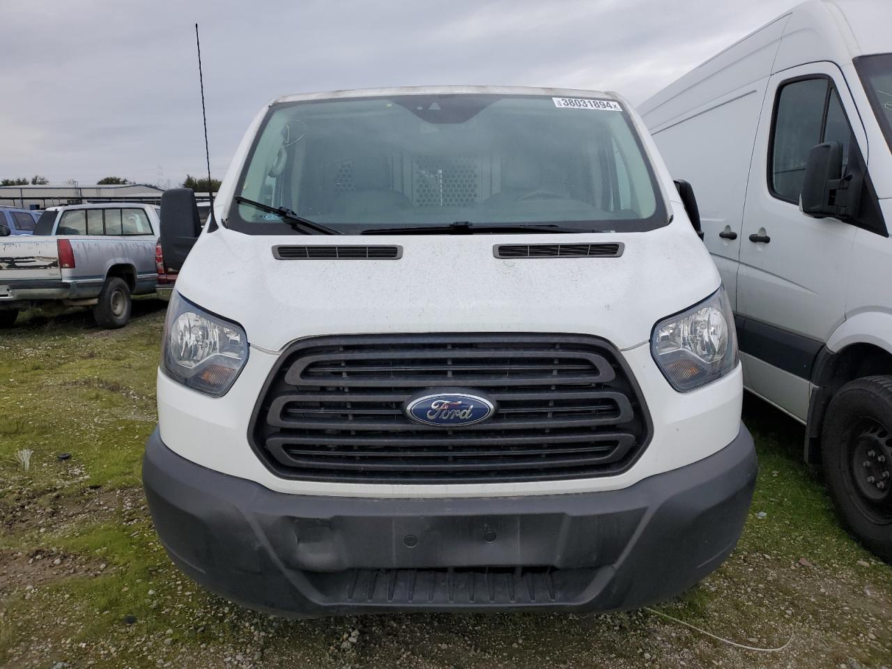 Photo 4 VIN: 1FTYR1YG8KKA09486 - FORD TRANSIT 