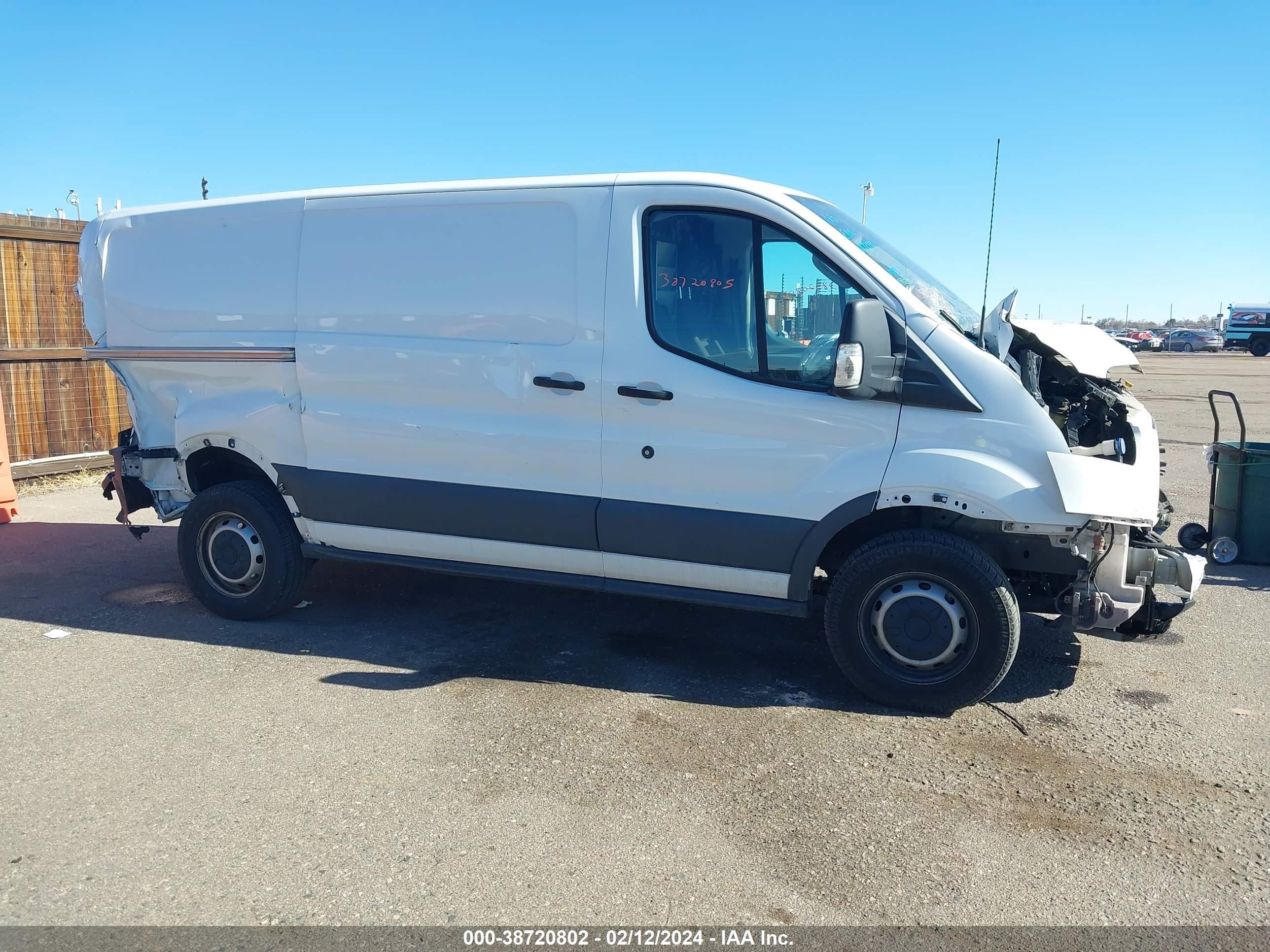 Photo 13 VIN: 1FTYR1YG9HKA72881 - FORD TRANSIT 