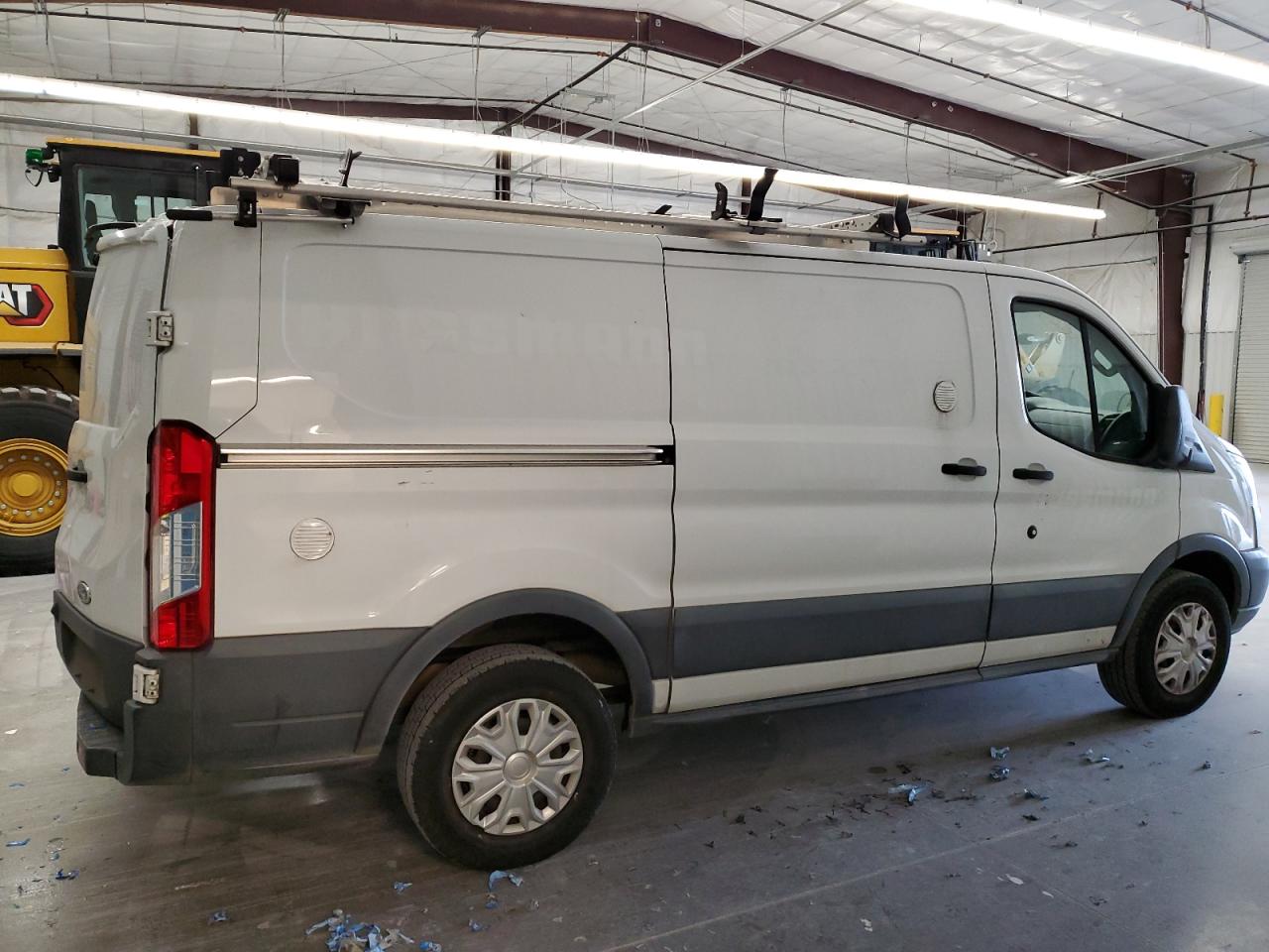 Photo 2 VIN: 1FTYR1YM1JKB25844 - FORD TRANSIT 