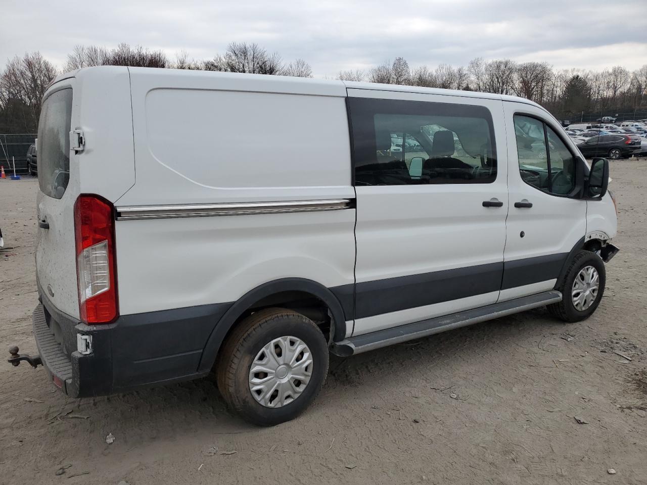 Photo 3 VIN: 1FTYR1YM2KKB21447 - FORD TRANSIT 