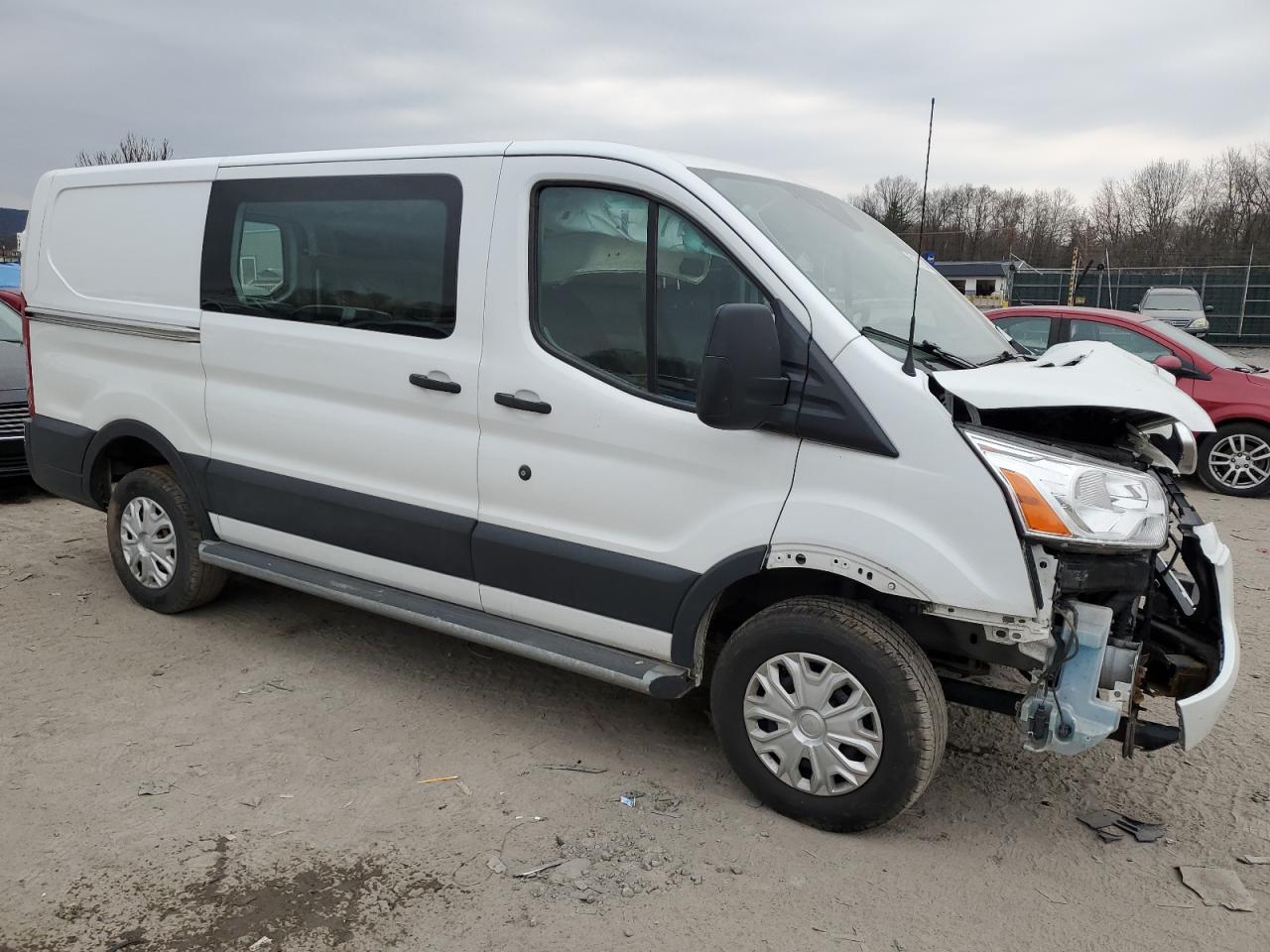 Photo 4 VIN: 1FTYR1YM2KKB21447 - FORD TRANSIT 