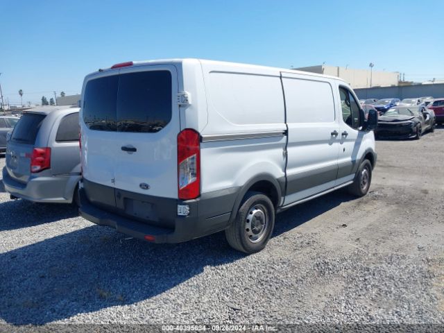 Photo 3 VIN: 1FTYR1YM3GKA07268 - FORD TRANSIT 