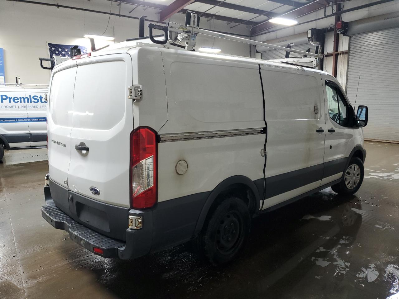 Photo 2 VIN: 1FTYR1YM8GKB33142 - FORD TRANSIT 