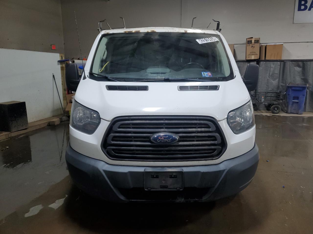 Photo 4 VIN: 1FTYR1YM8GKB33142 - FORD TRANSIT 