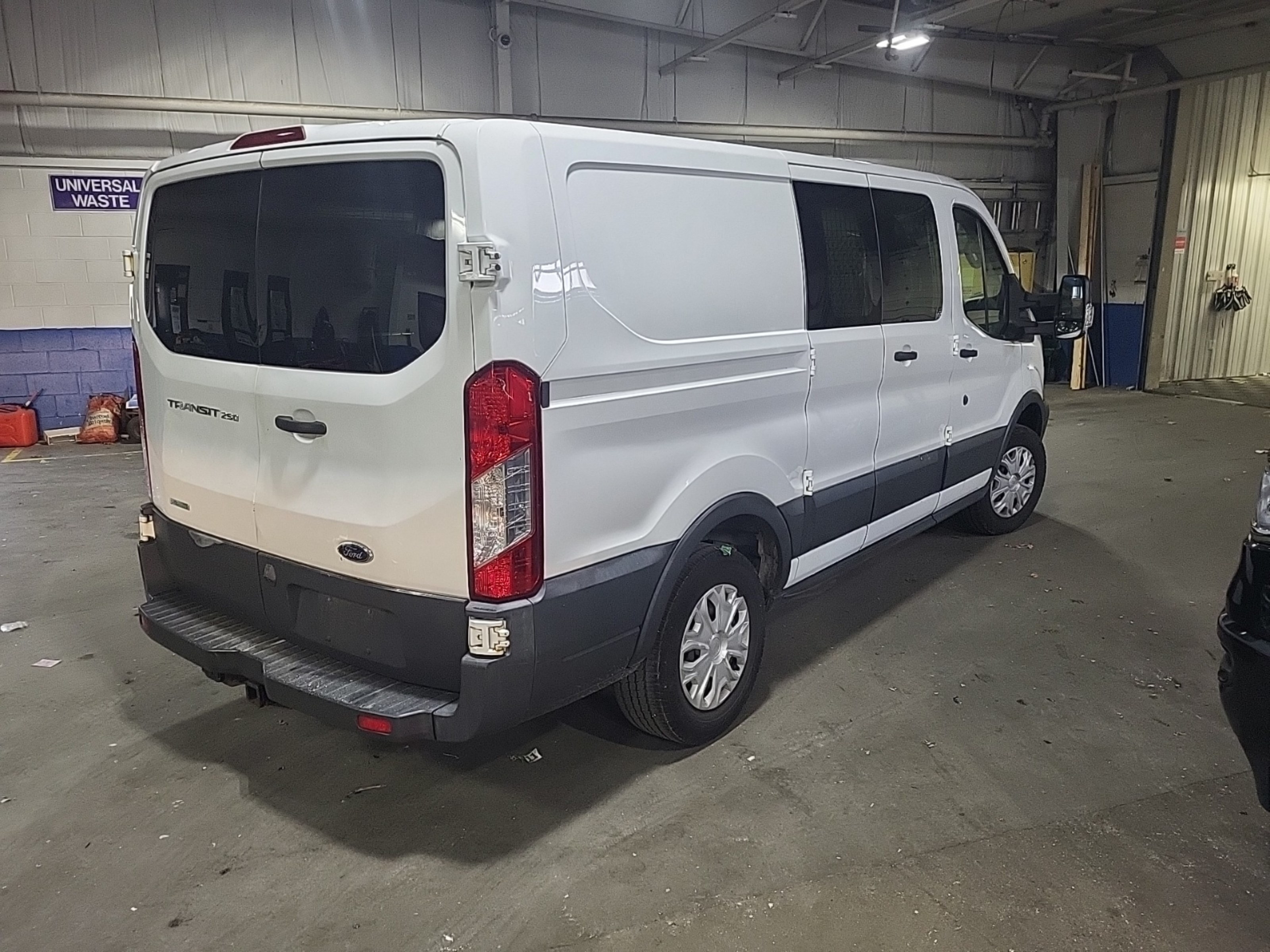 Photo 5 VIN: 1FTYR1ZG1HKB03121 - FORD TRANSIT 