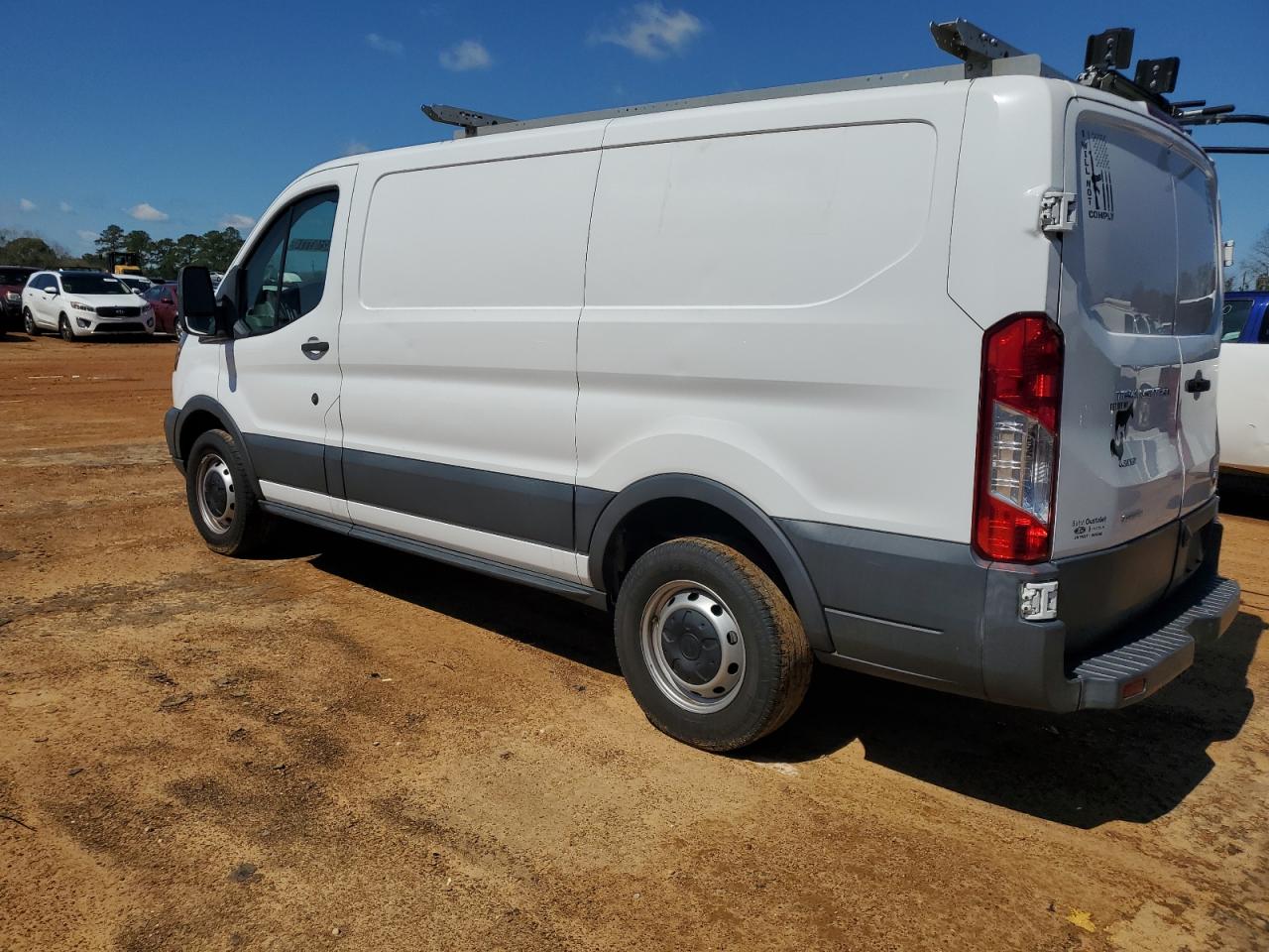 Photo 1 VIN: 1FTYR1ZG8JKB15109 - FORD TRANSIT 