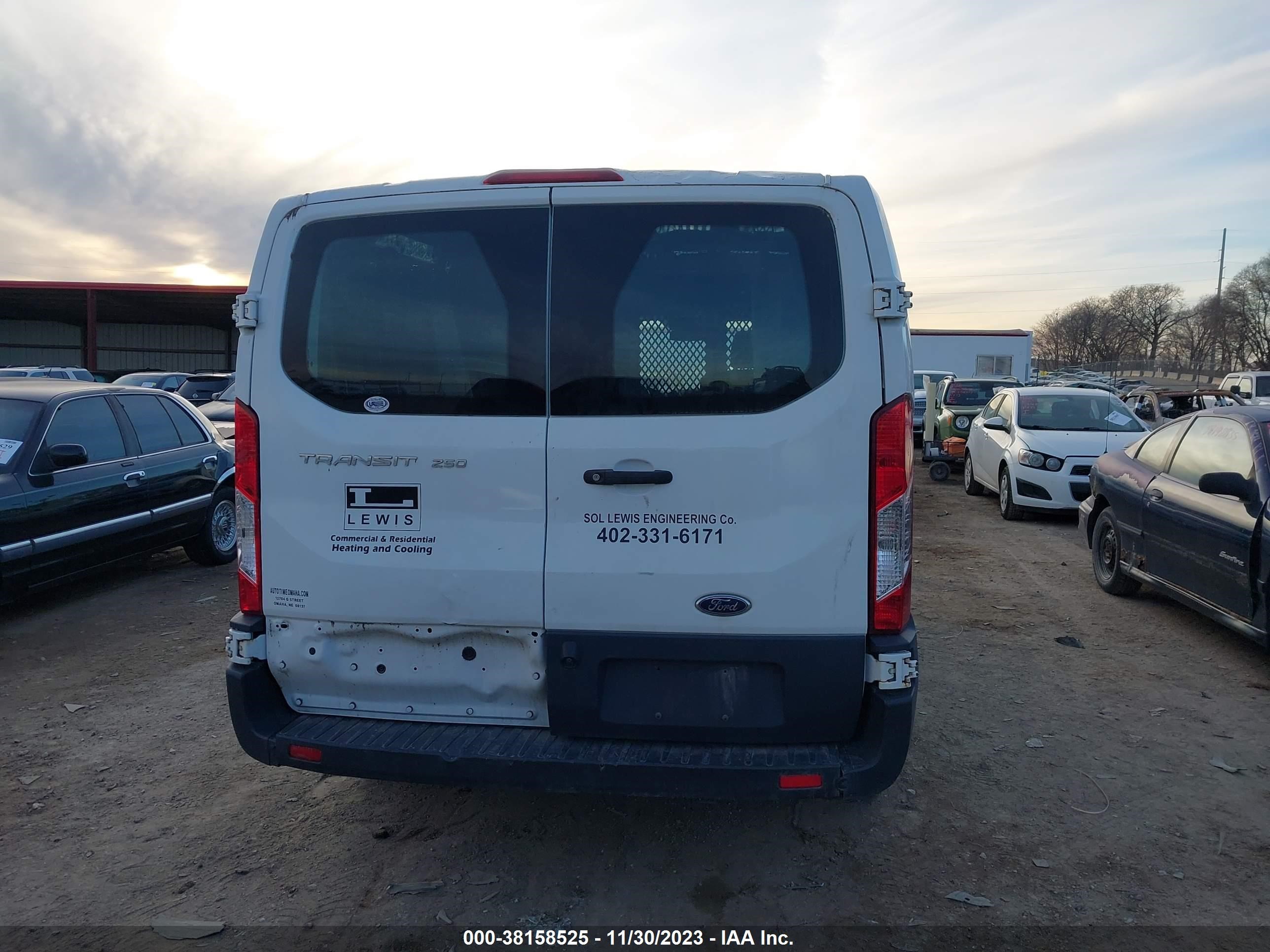 Photo 15 VIN: 1FTYR1ZM0JKB16664 - FORD TRANSIT 