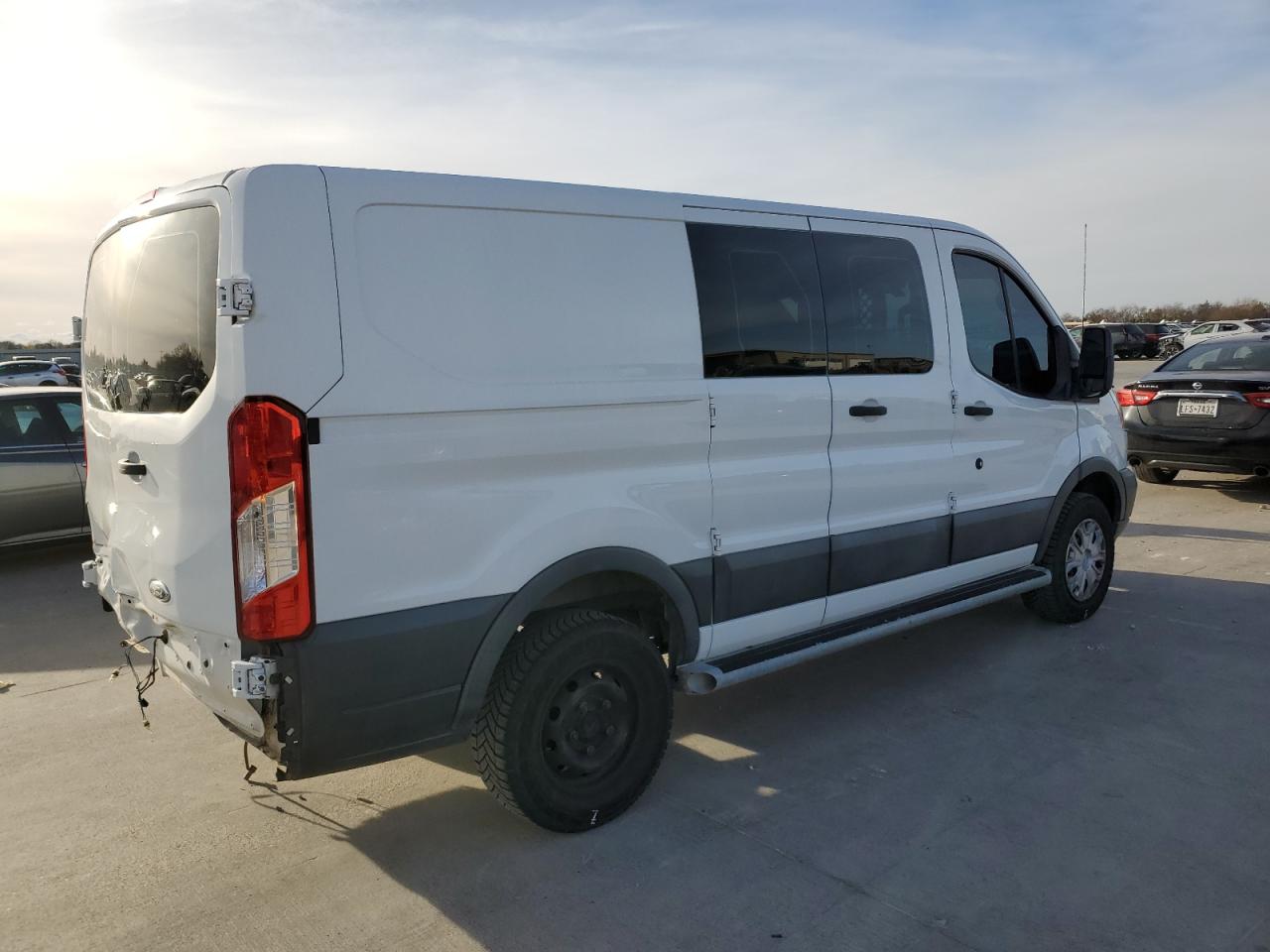 Photo 2 VIN: 1FTYR1ZM2GKA47123 - FORD TRANSIT 