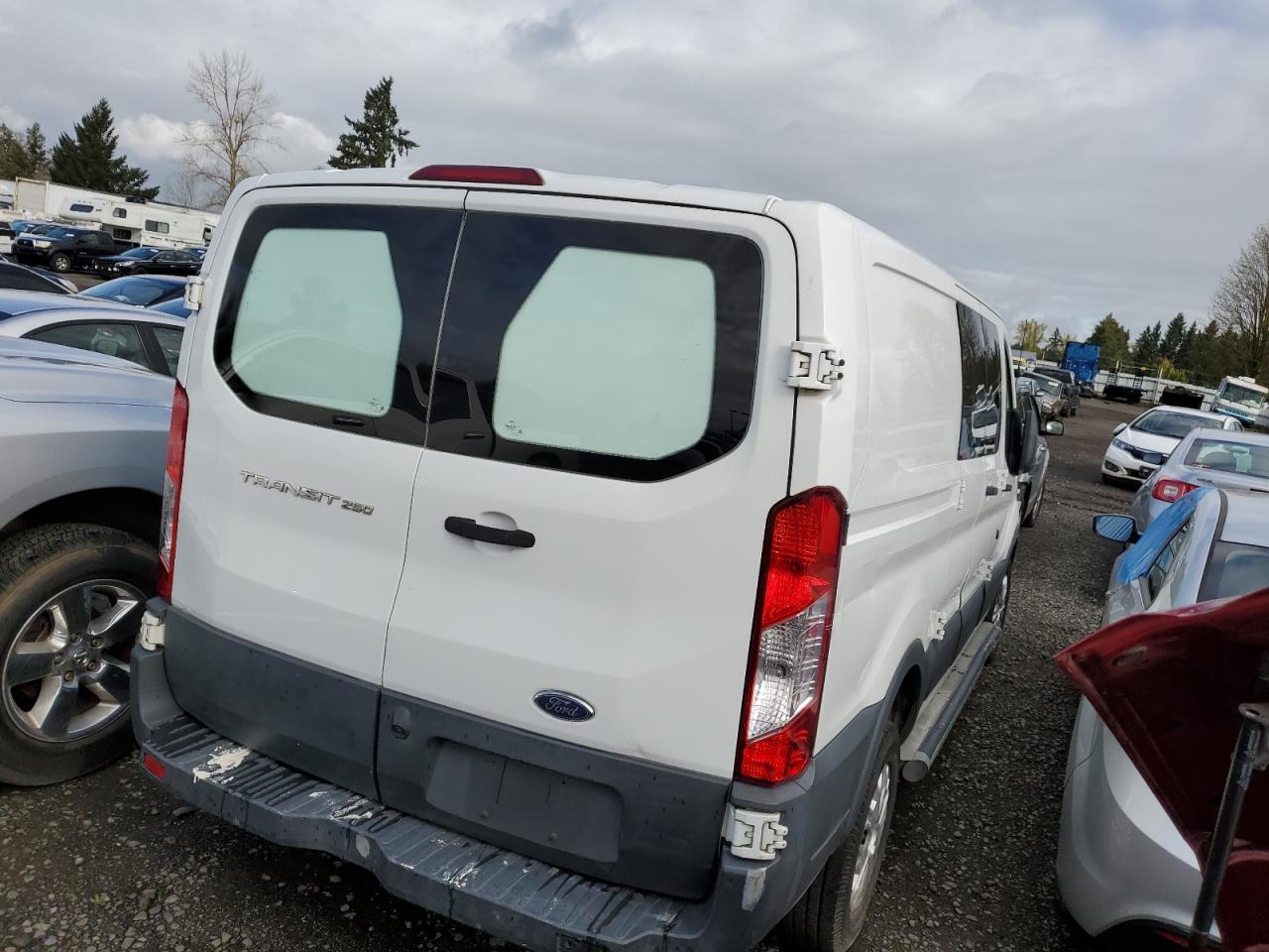 Photo 3 VIN: 1FTYR1ZM2GKB35502 - FORD TRANSIT 