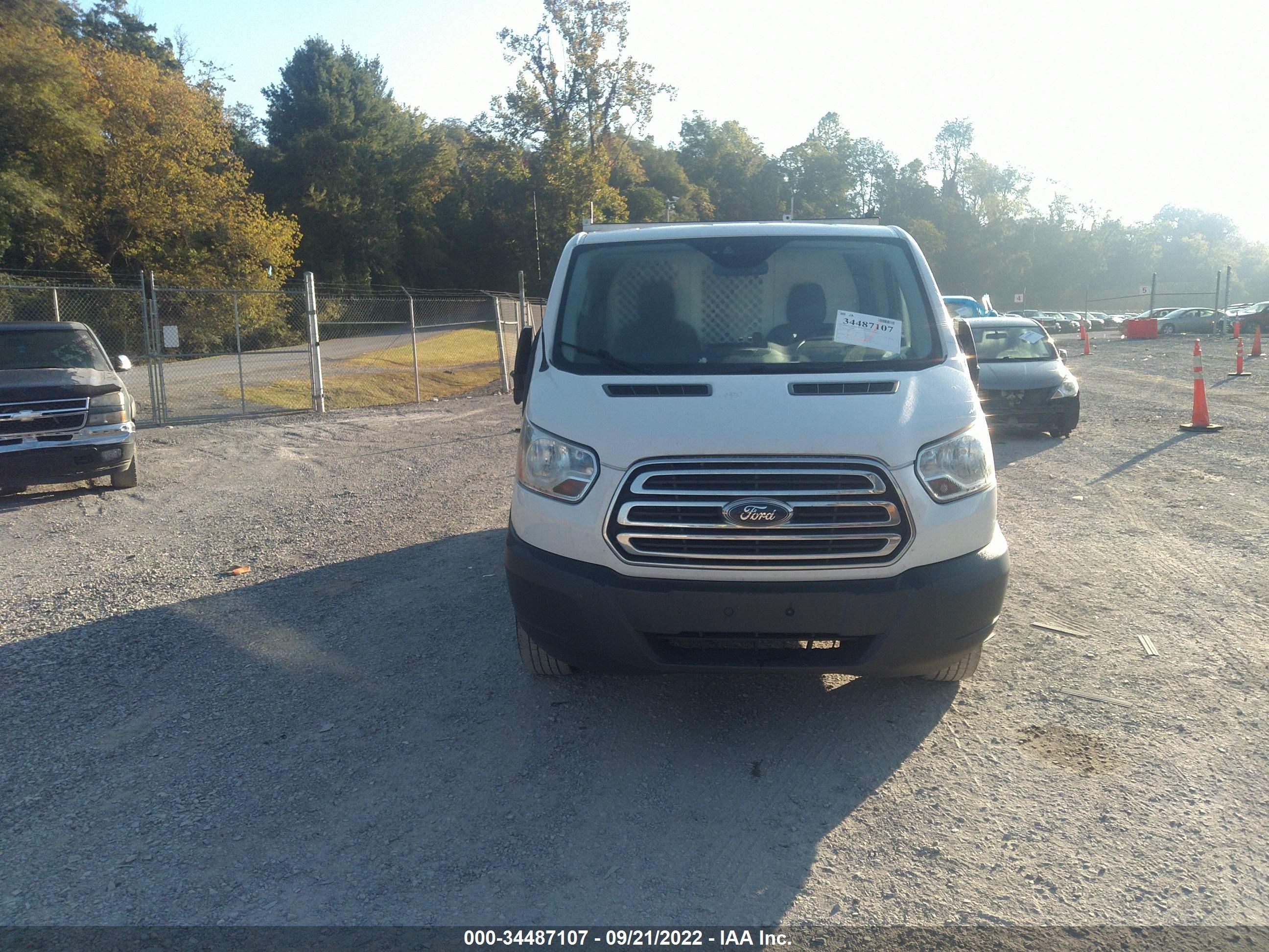 Photo 5 VIN: 1FTYR1ZM4GKA59670 - FORD TRANSIT 