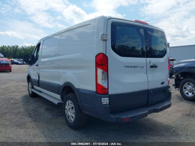 Photo 2 VIN: 1FTYR1ZM7GKA70551 - FORD TRANSIT 