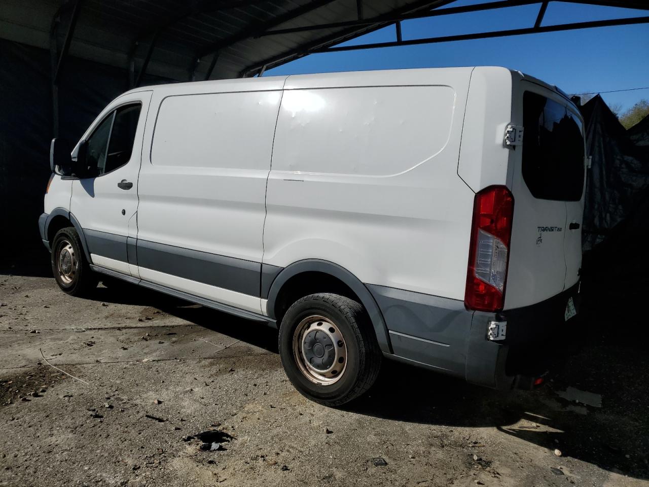 Photo 1 VIN: 1FTYR1ZMXJKA60412 - FORD TRANSIT 