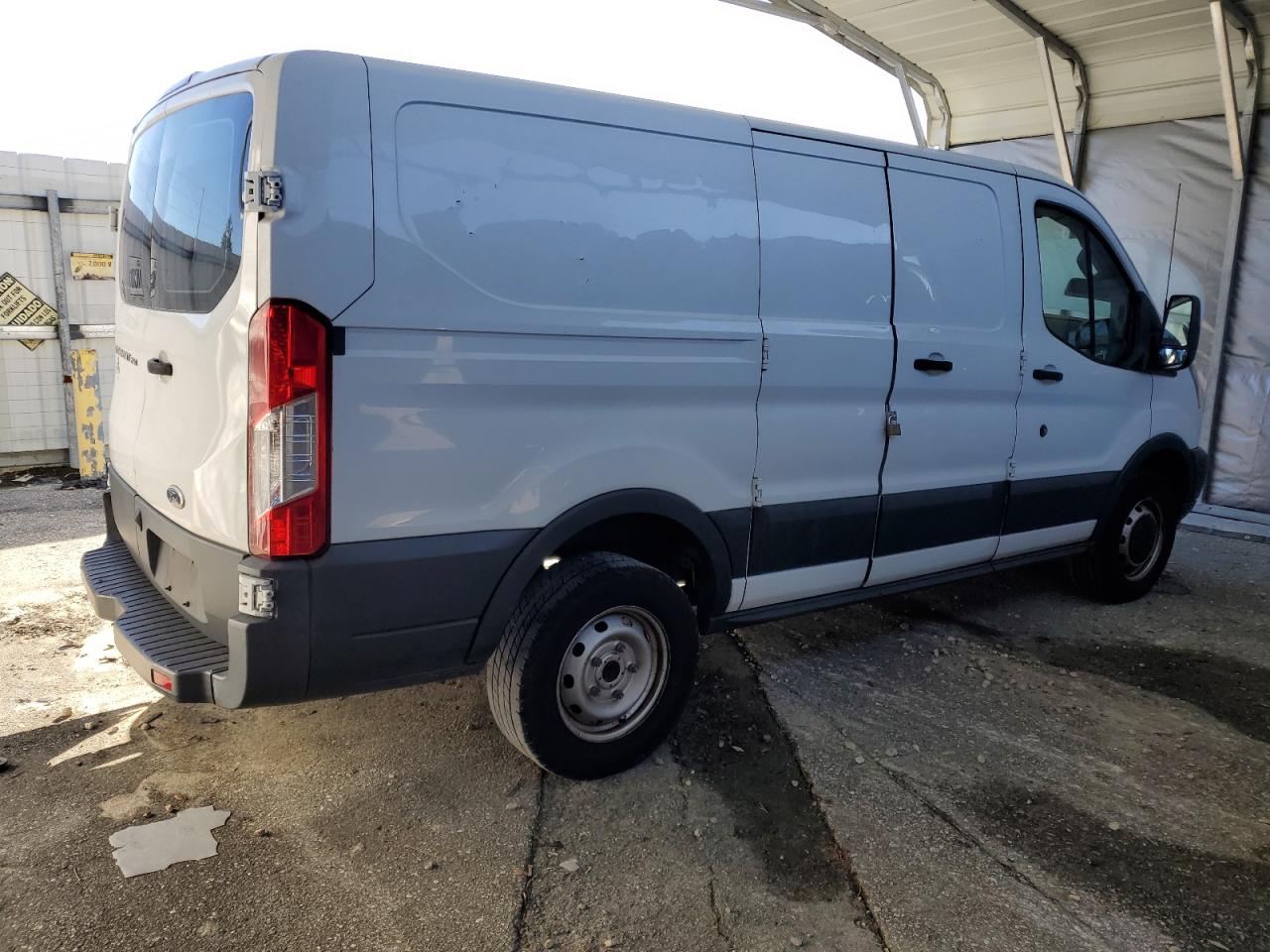 Photo 2 VIN: 1FTYR1ZMXJKA60412 - FORD TRANSIT 