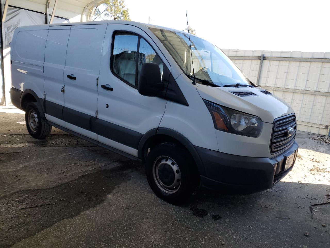 Photo 3 VIN: 1FTYR1ZMXJKA60412 - FORD TRANSIT 