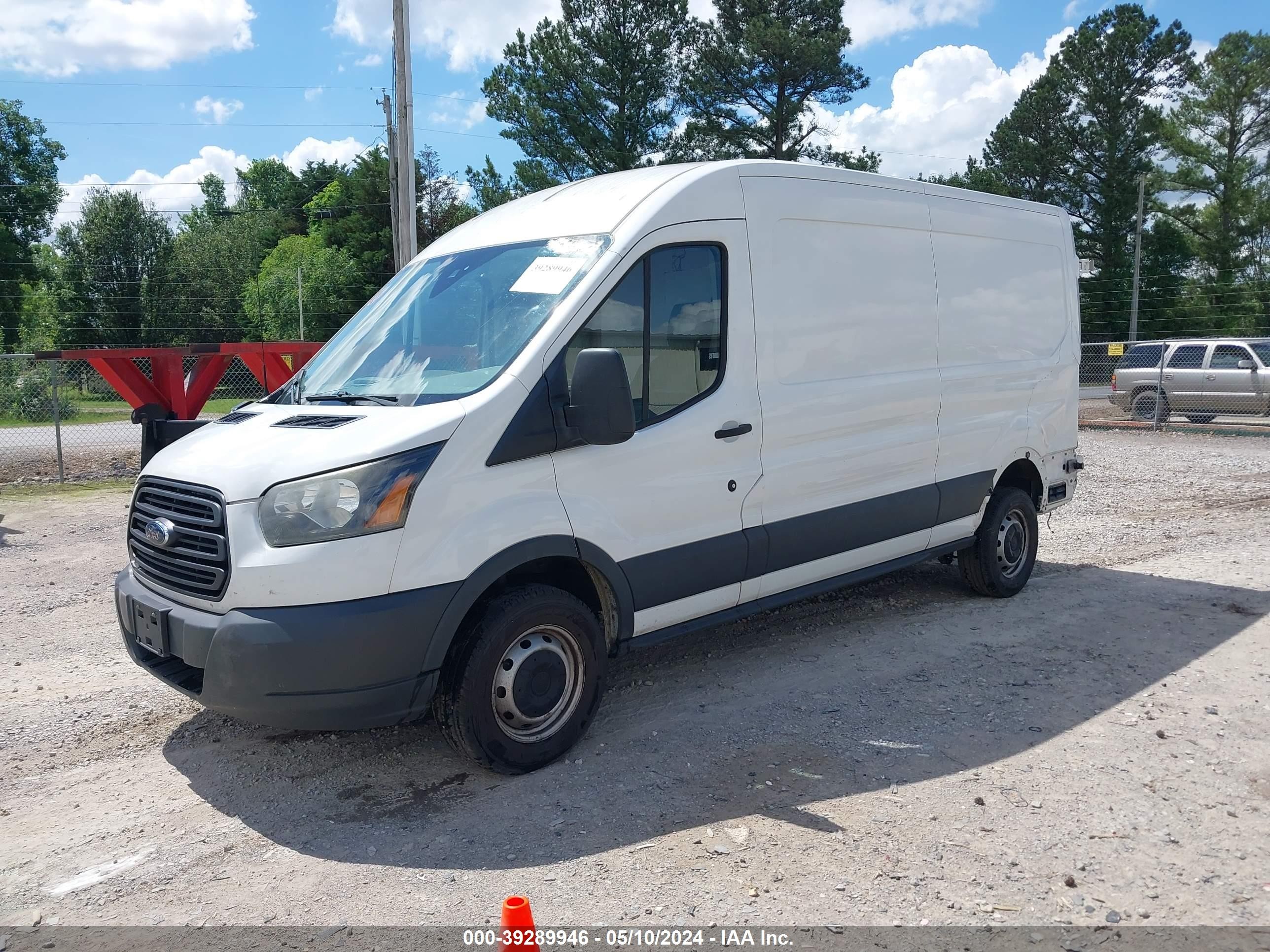 Photo 1 VIN: 1FTYR2CG2GKA13456 - FORD TRANSIT 