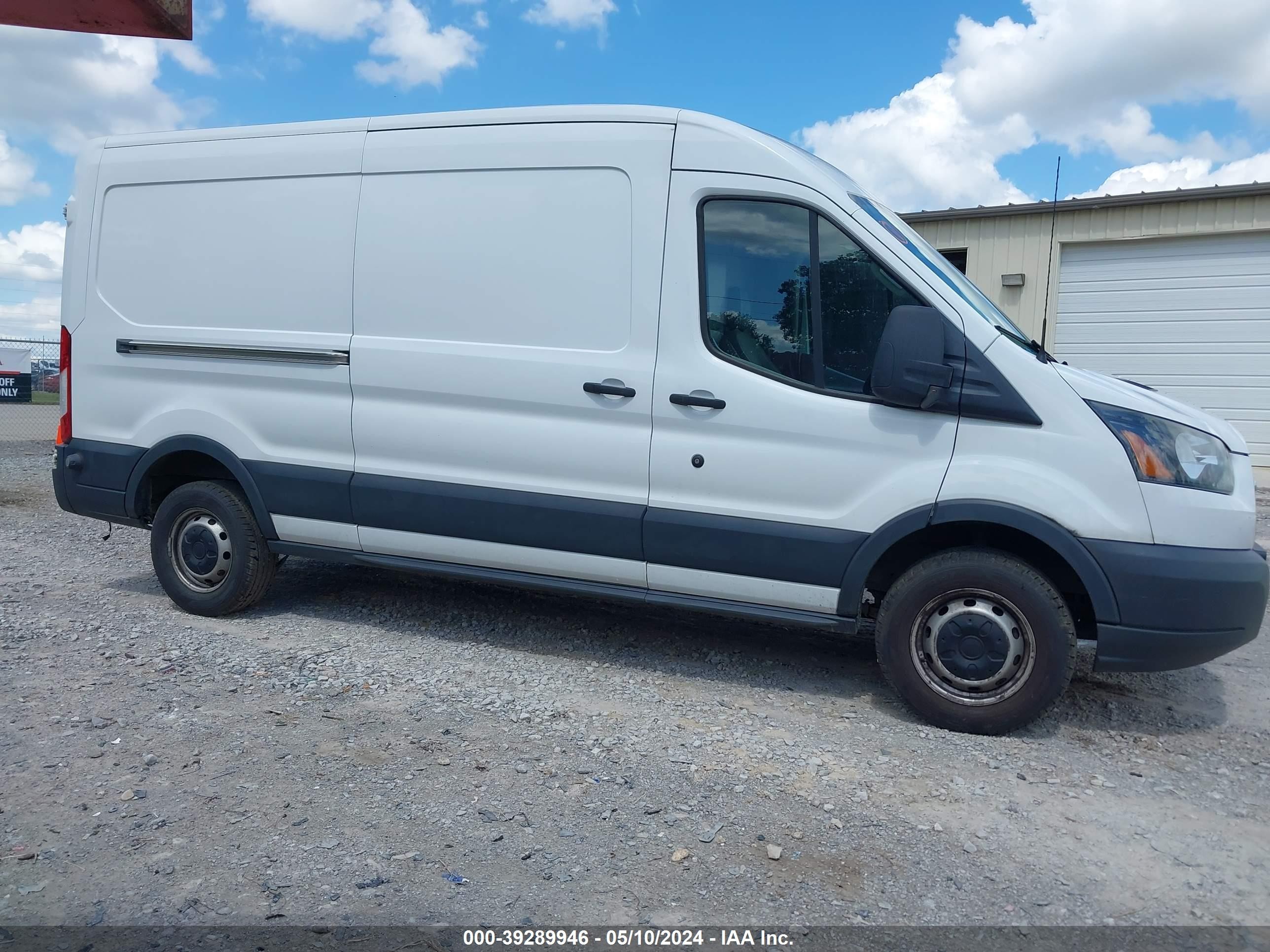 Photo 13 VIN: 1FTYR2CG2GKA13456 - FORD TRANSIT 