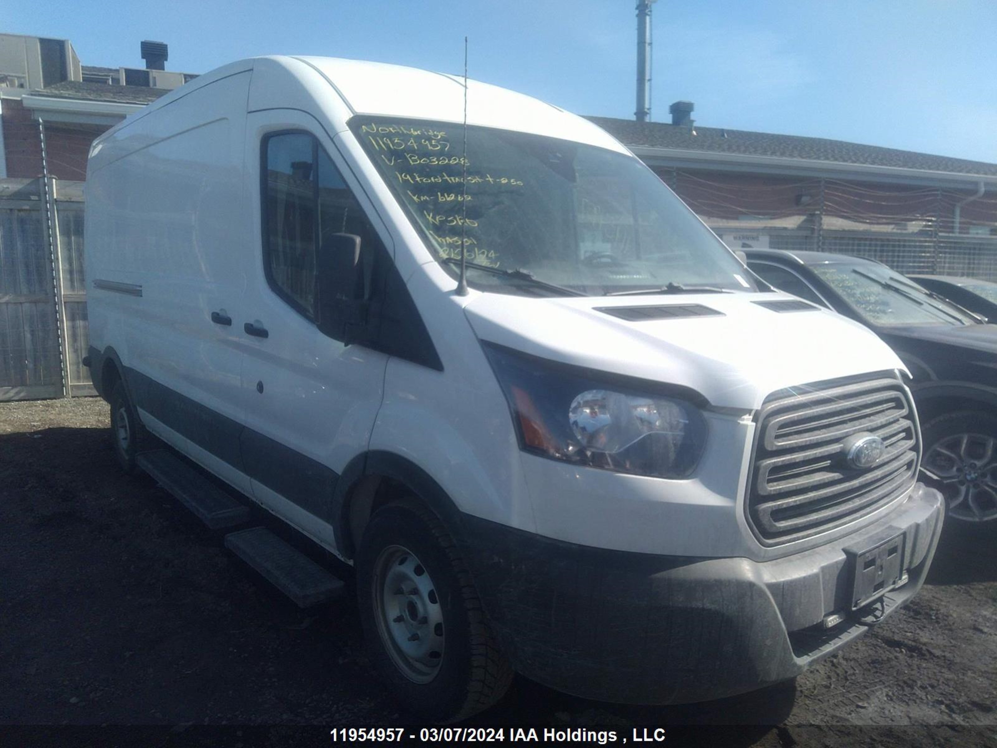 Photo 0 VIN: 1FTYR2CM3KKB03228 - FORD TRANSIT 