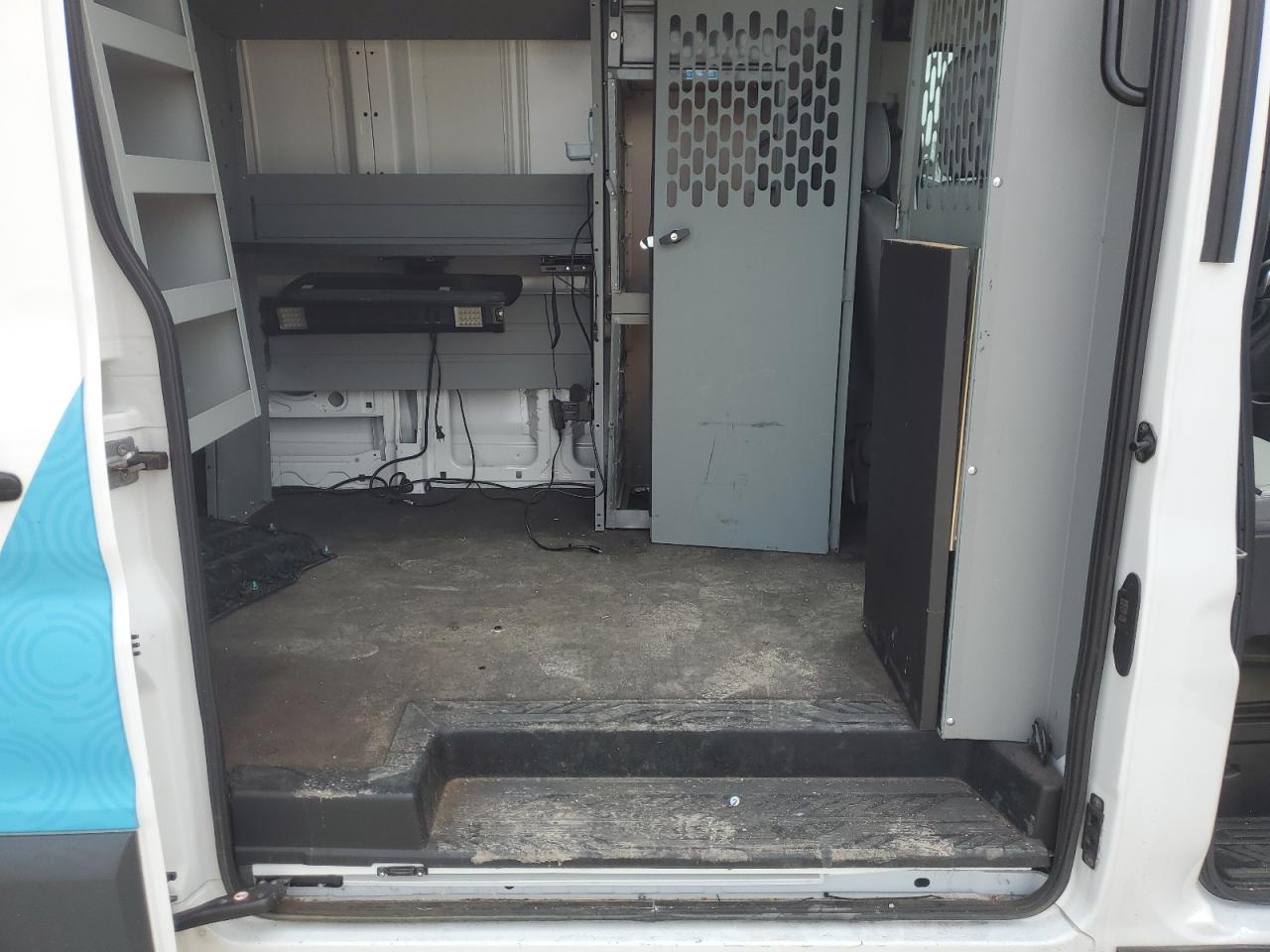 Photo 10 VIN: 1FTYR2CM5JKA10743 - FORD TRANSIT 