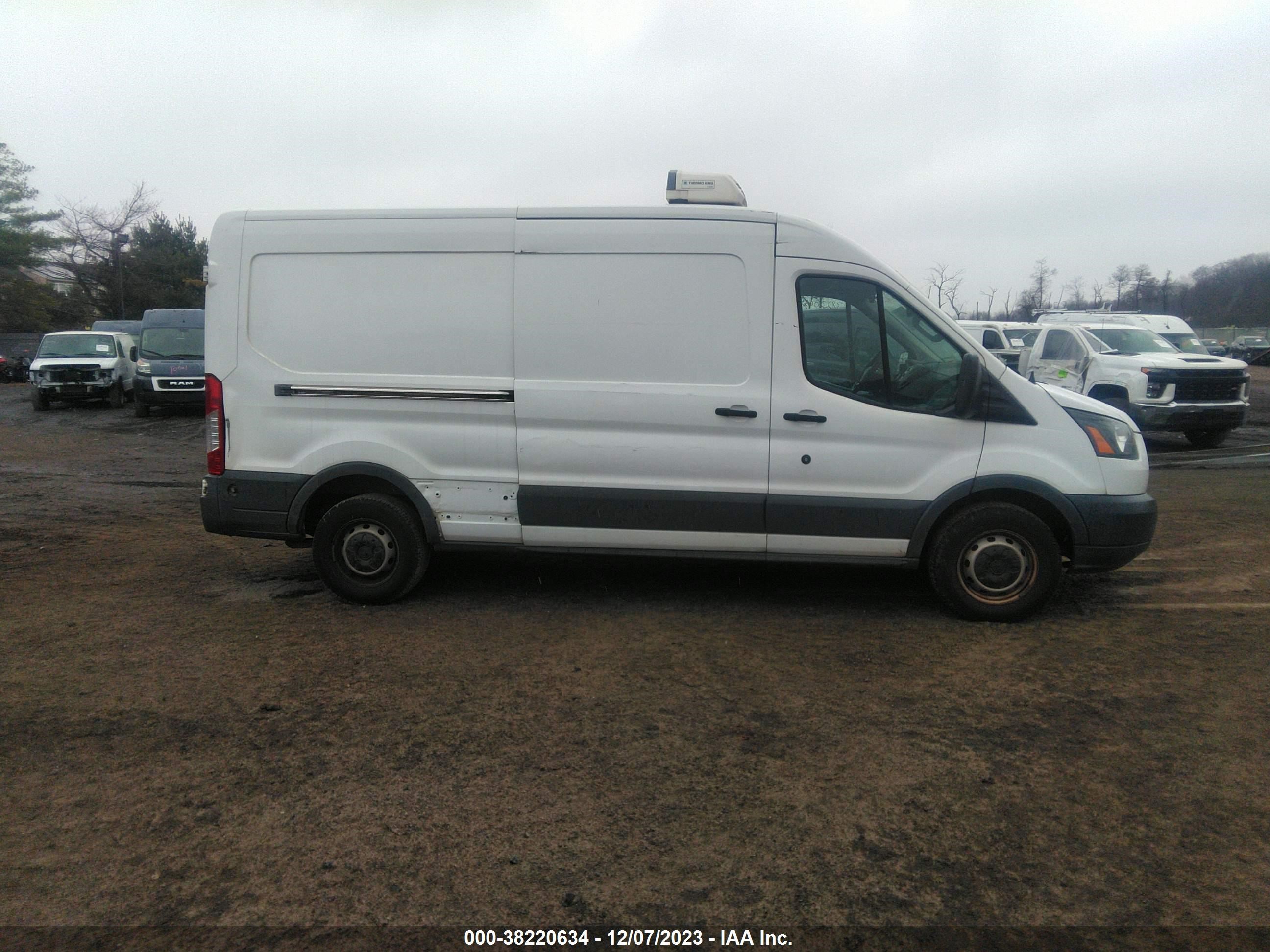 Photo 12 VIN: 1FTYR2CM9GKA71859 - FORD TRANSIT 