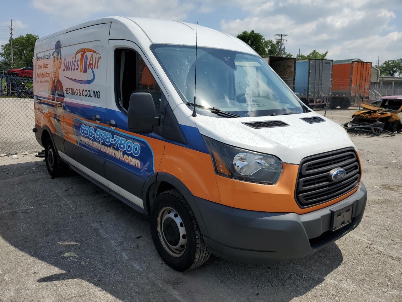 Photo 3 VIN: 1FTYR2DM5HKA37143 - FORD TRANSIT 