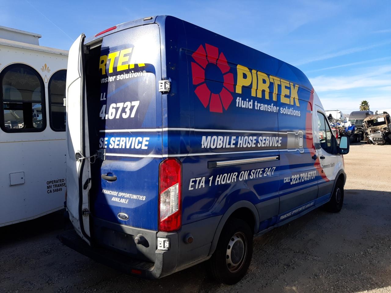 Photo 2 VIN: 1FTYR2XG2HKB56273 - FORD TRANSIT 