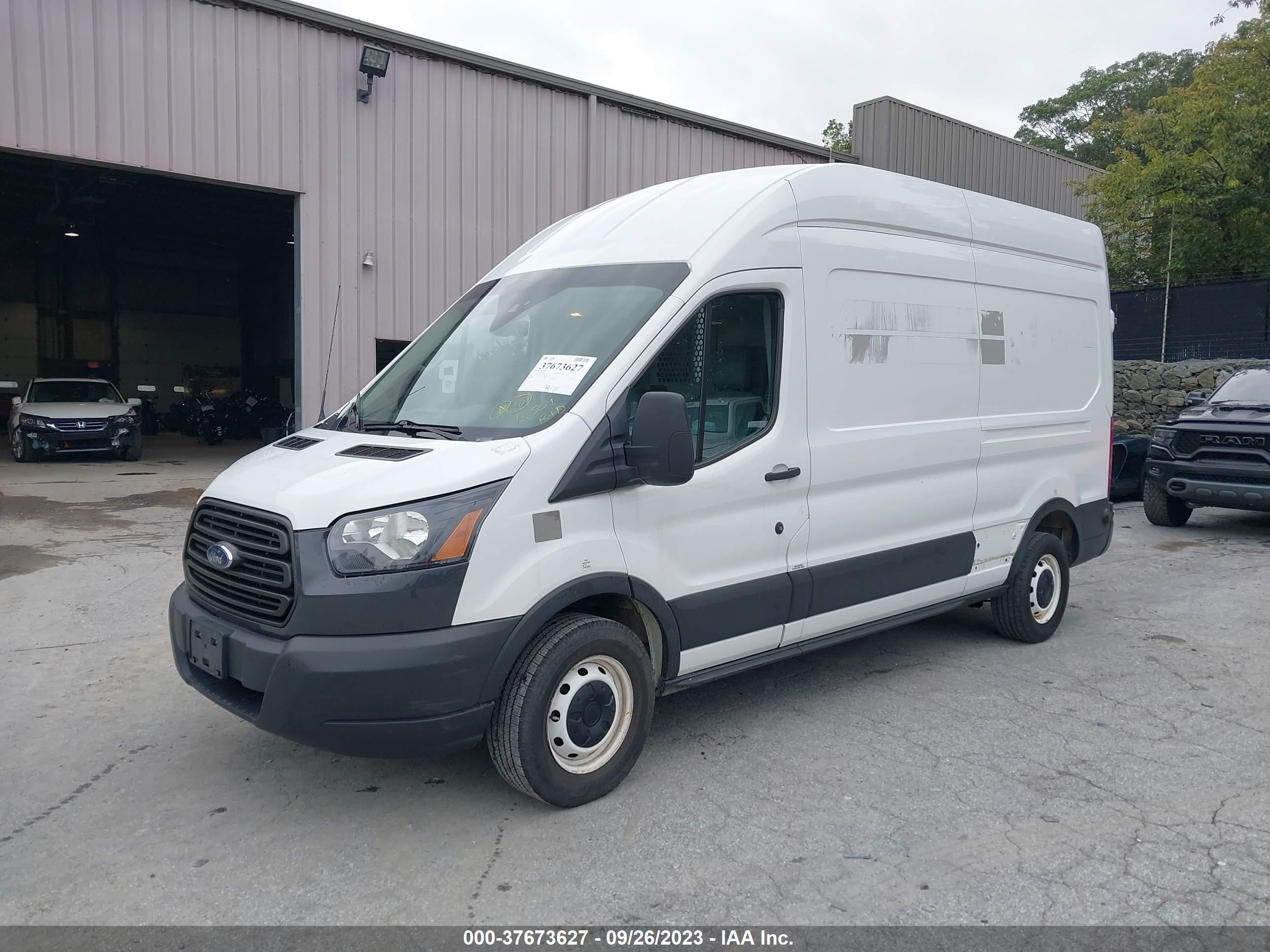 Photo 1 VIN: 1FTYR2XMXKKA50554 - FORD TRANSIT 