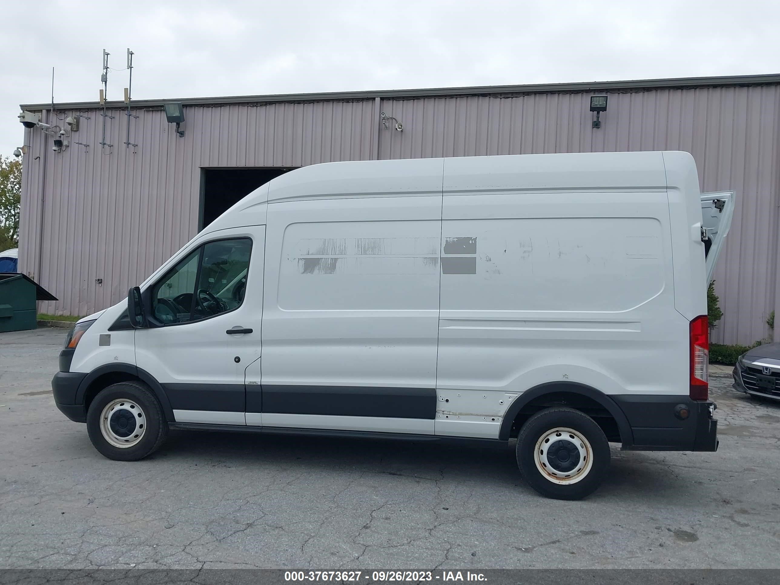 Photo 13 VIN: 1FTYR2XMXKKA50554 - FORD TRANSIT 