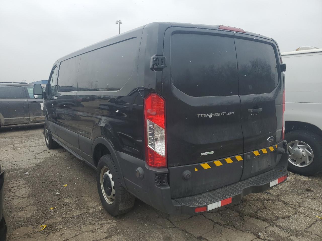 Photo 1 VIN: 1FTYR2YGXKKB48072 - FORD TRANSIT 