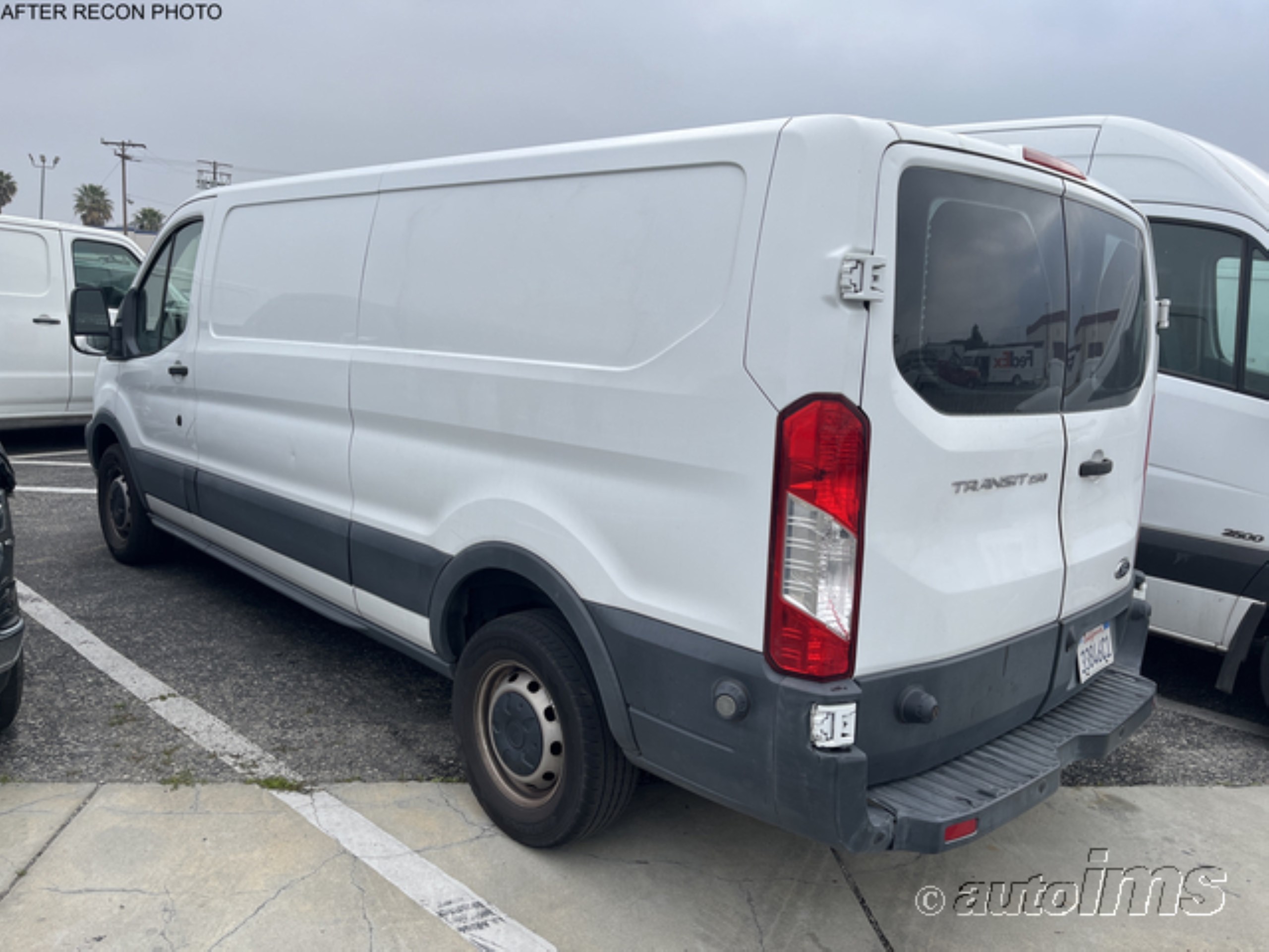 Photo 2 VIN: 1FTYR2YM6GKA29027 - FORD TRANSIT 