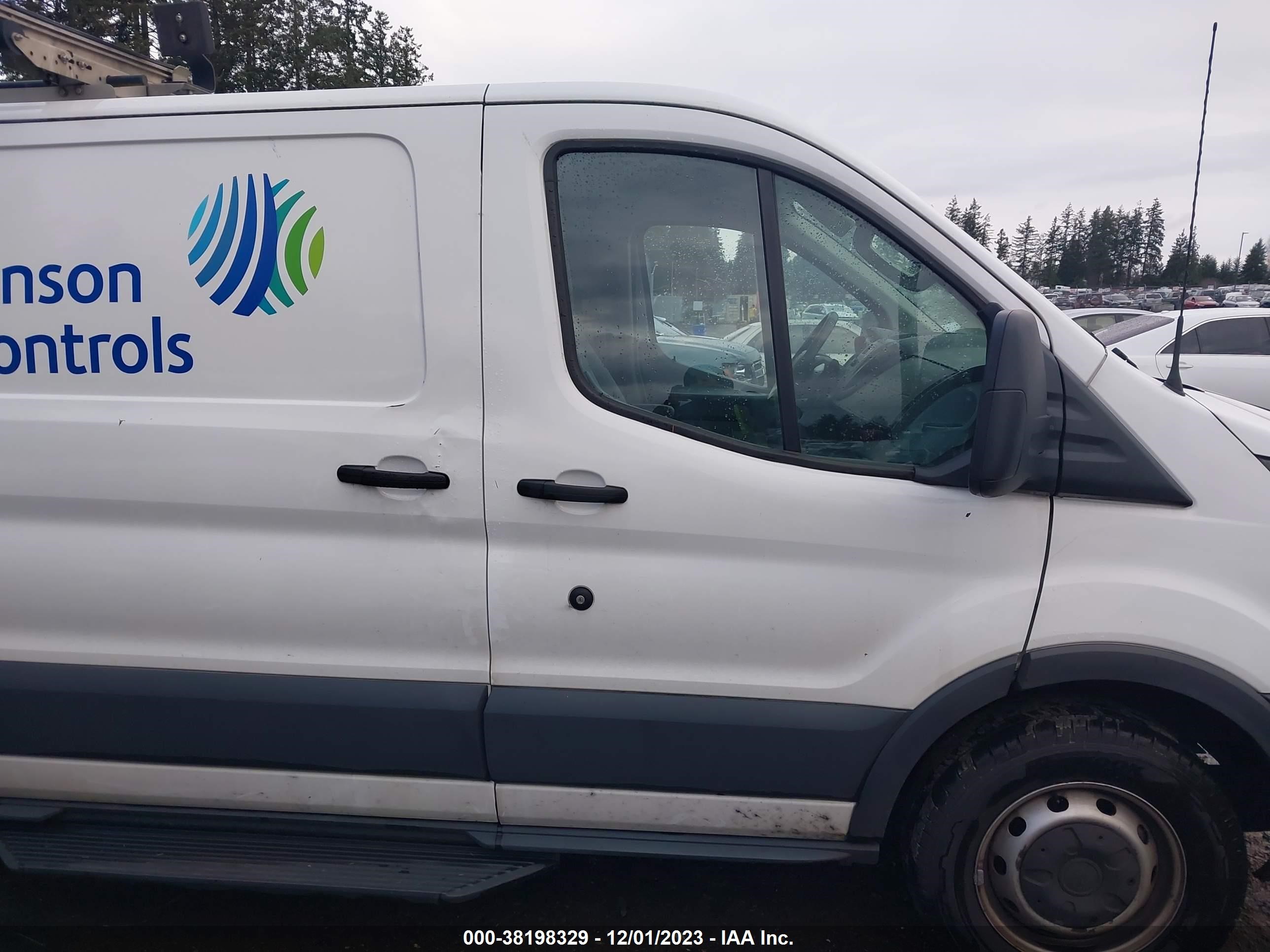 Photo 5 VIN: 1FTYR2YM7JKB09850 - FORD TRANSIT 