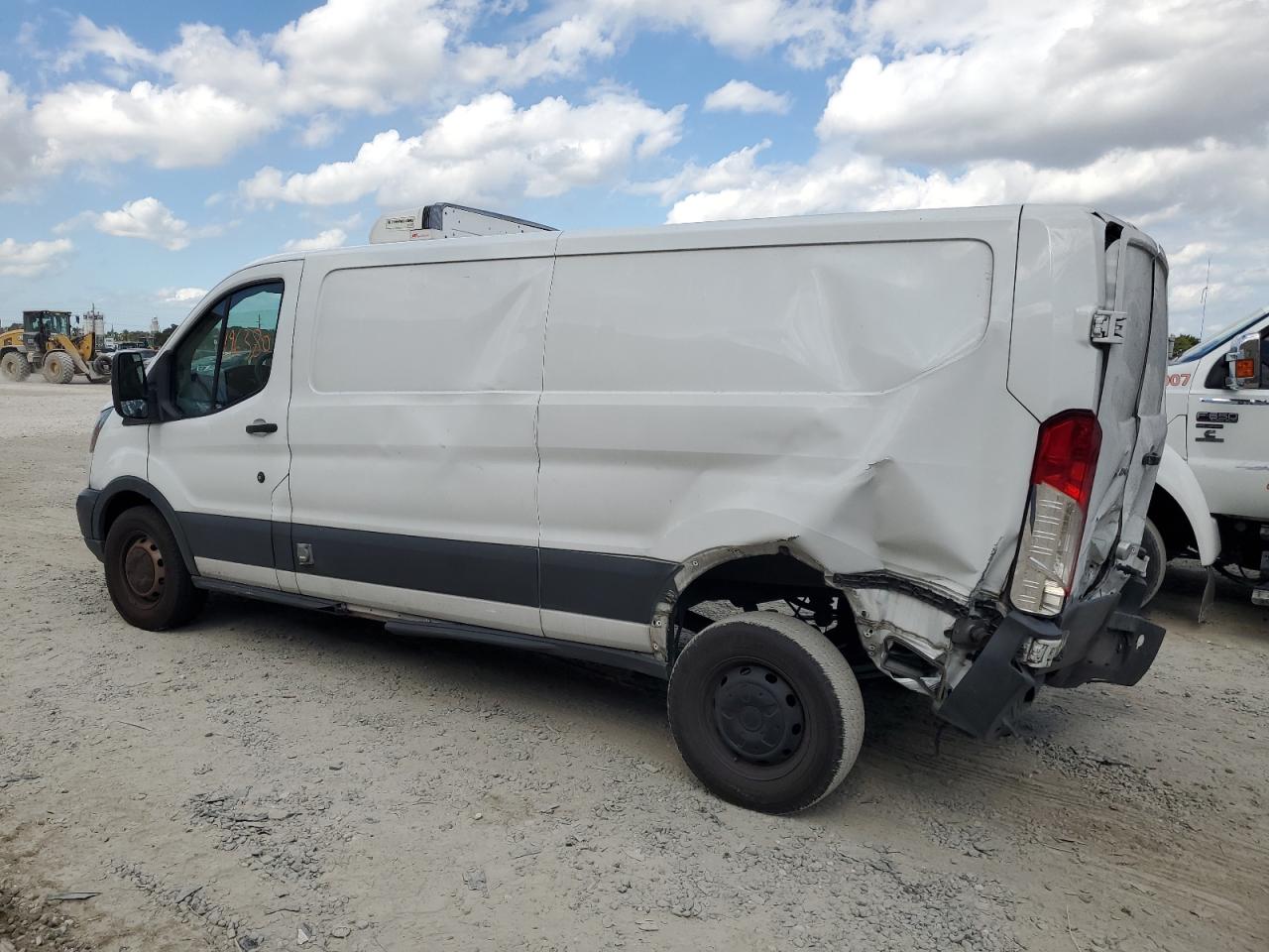 Photo 1 VIN: 1FTYR2YM9JKA16392 - FORD TRANSIT 