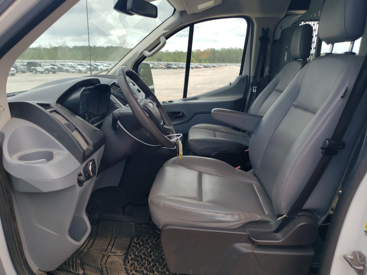 Photo 6 VIN: 1FTYR2YMXJKB01614 - FORD TRANSIT 