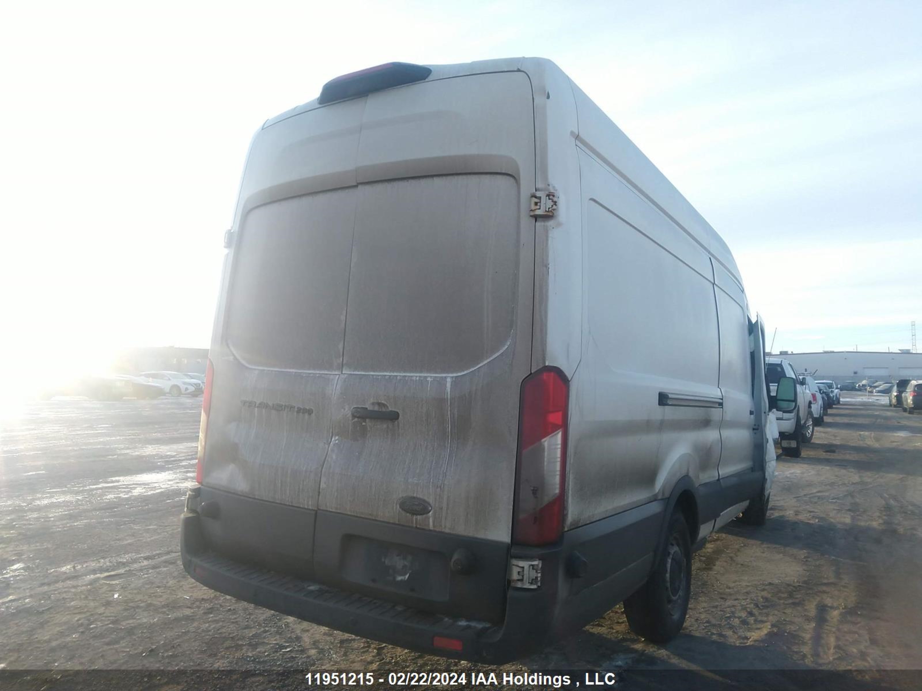 Photo 3 VIN: 1FTYR3UM3JKB26902 - FORD TRANSIT 