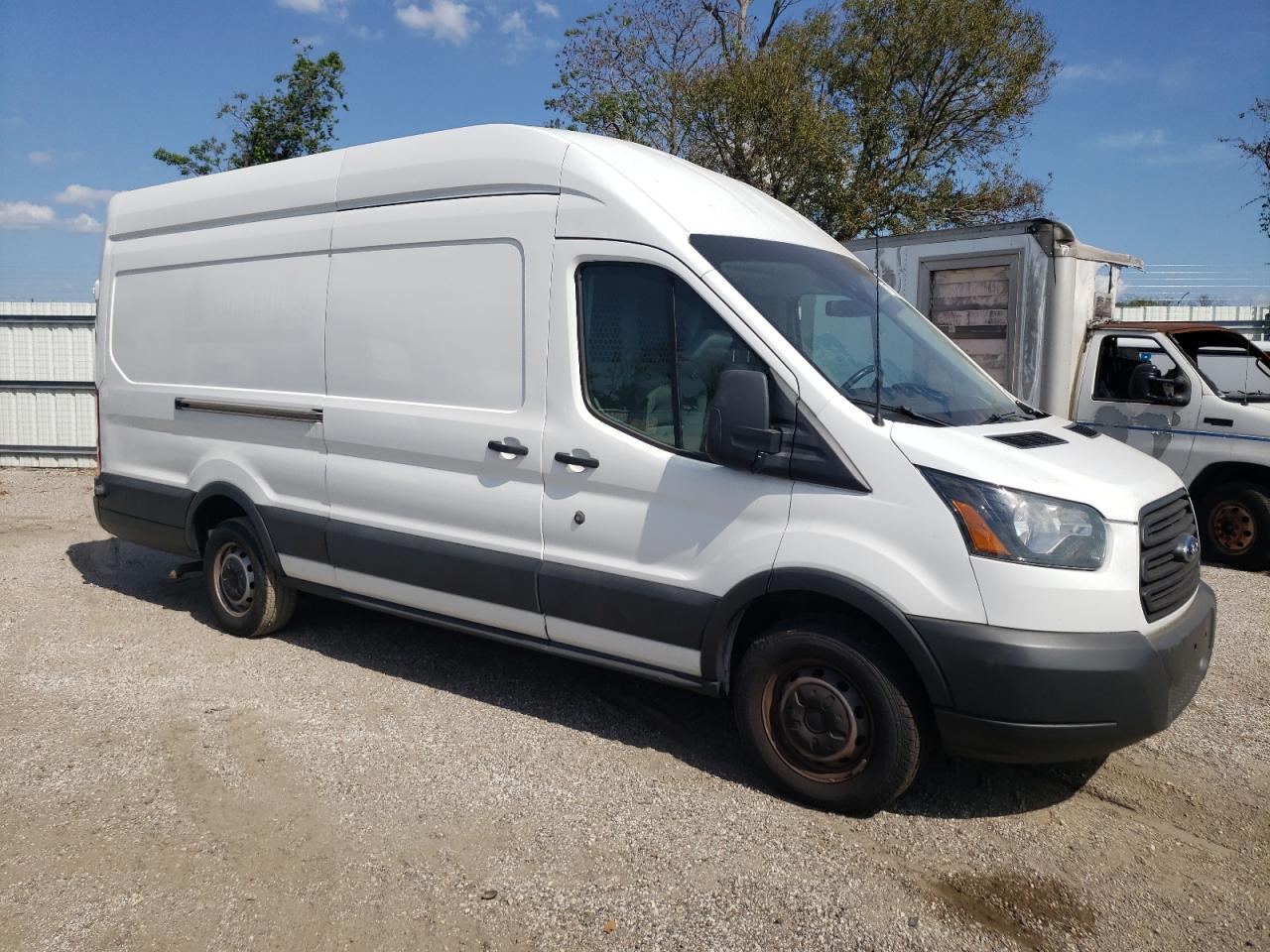 Photo 3 VIN: 1FTYR3XV8GKA68699 - FORD TRANSIT 