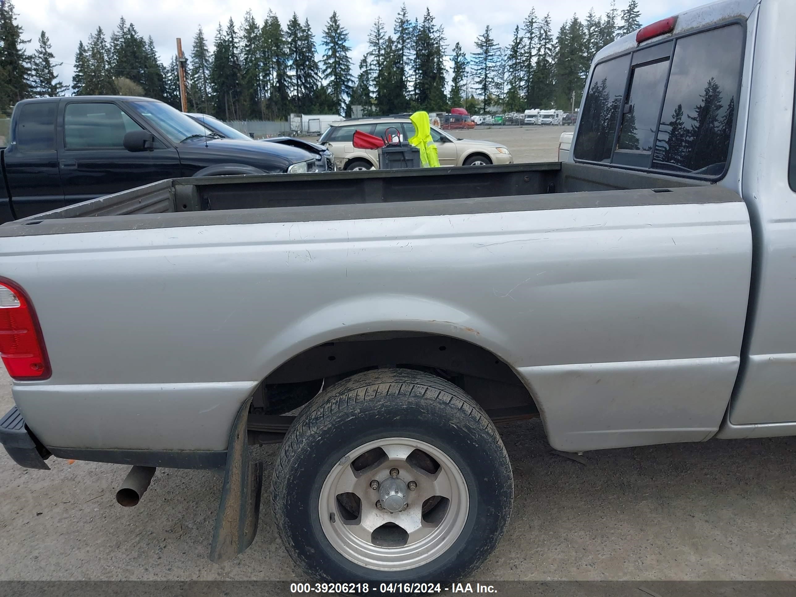 Photo 12 VIN: 1FTYR44E45PA76406 - FORD RANGER 