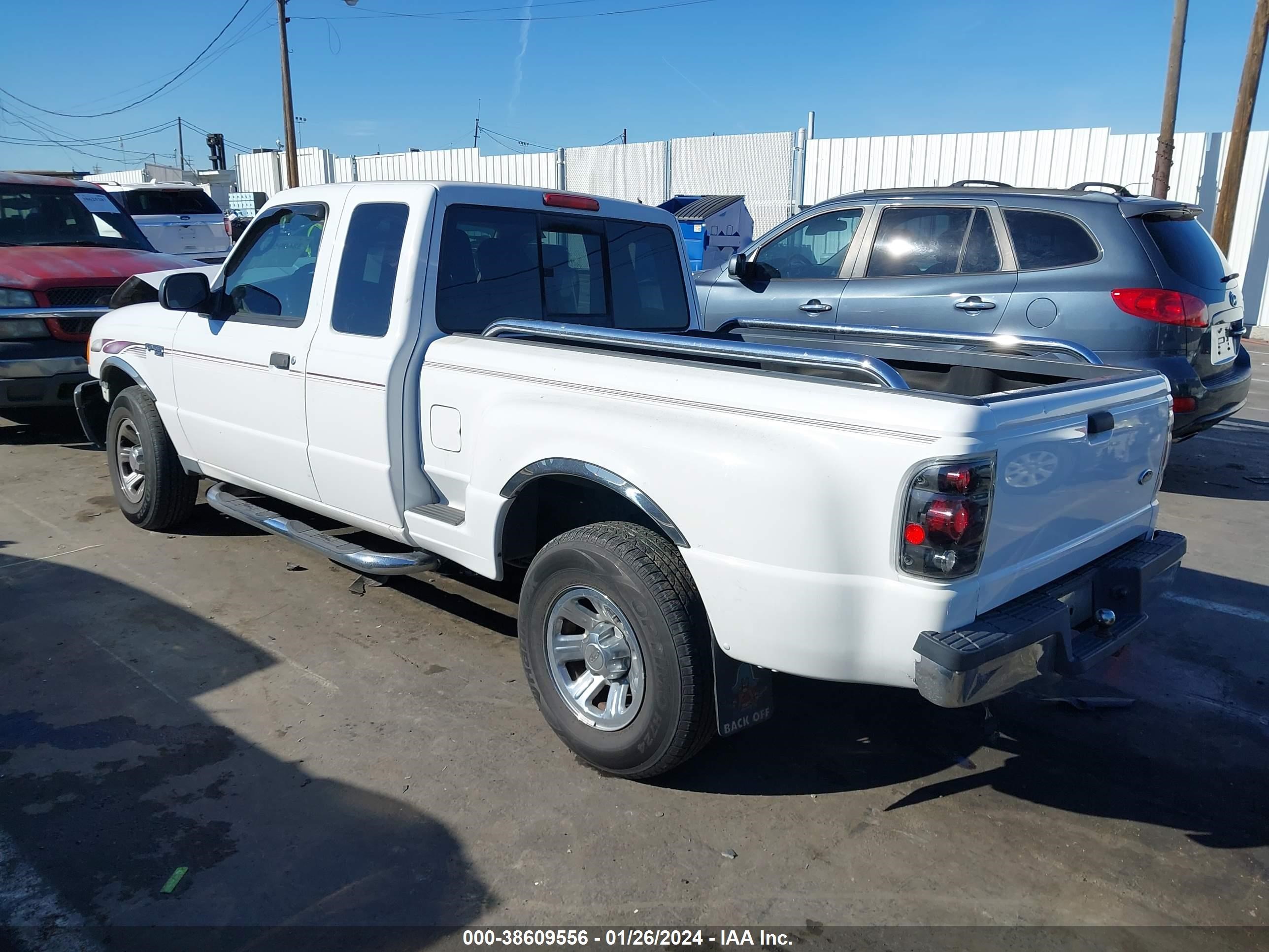 Photo 2 VIN: 1FTYR44E64PA26847 - FORD RANGER 