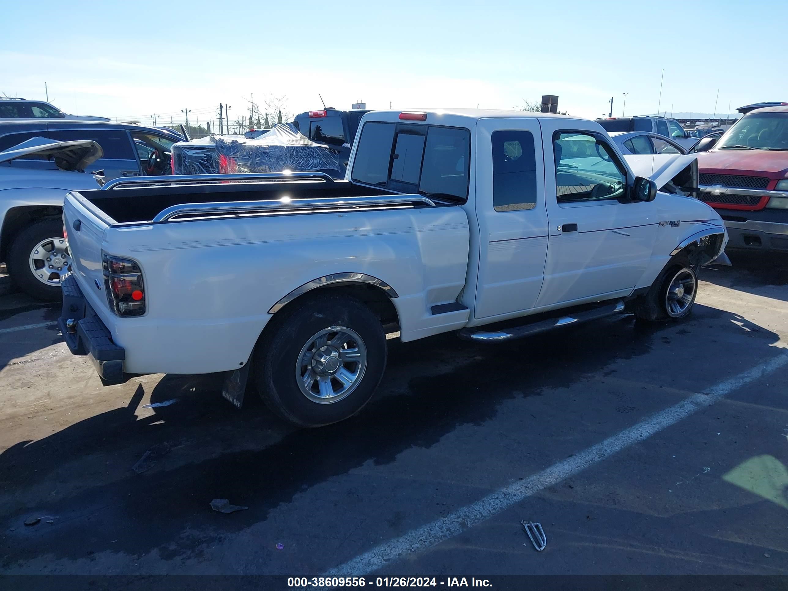 Photo 3 VIN: 1FTYR44E64PA26847 - FORD RANGER 