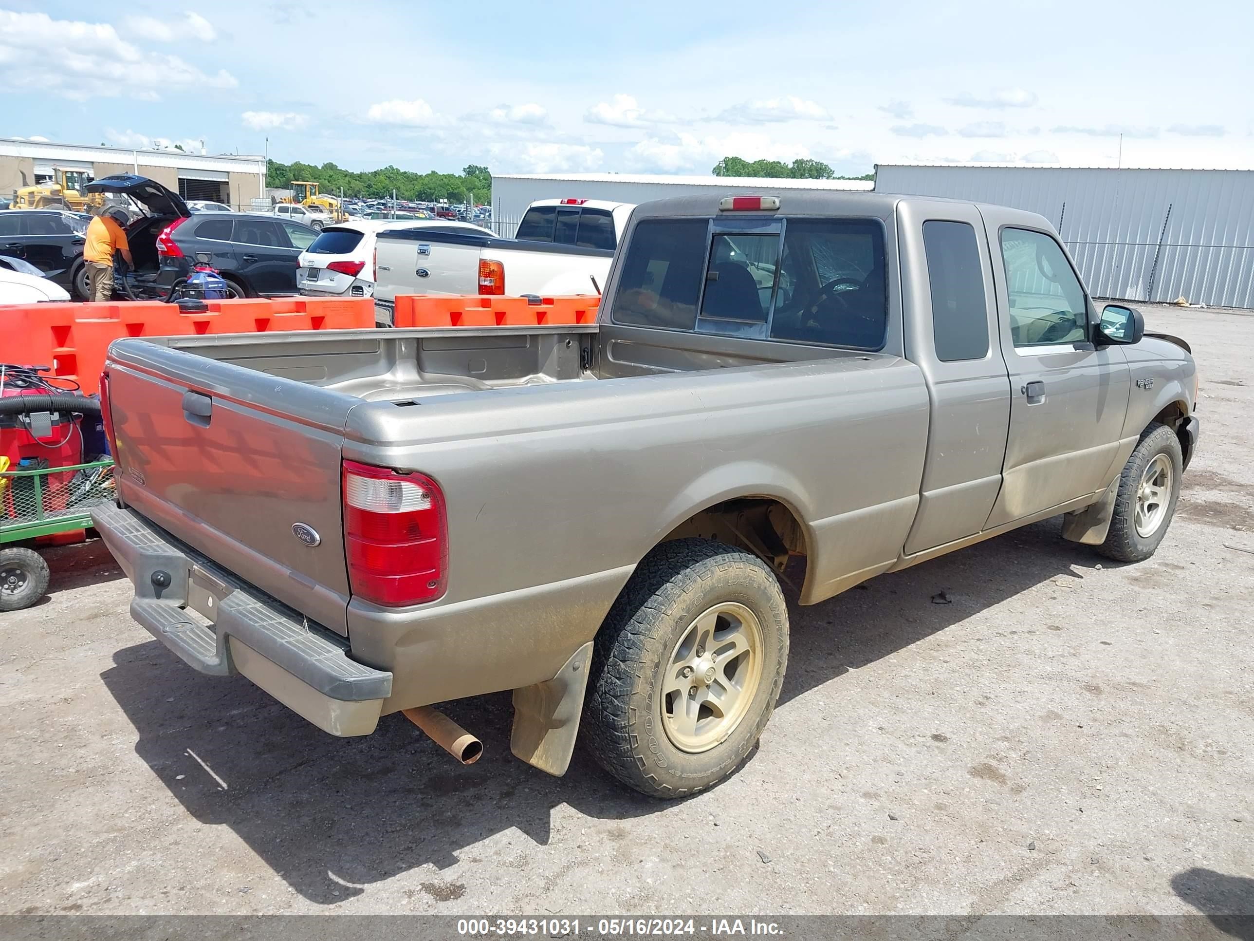 Photo 3 VIN: 1FTYR44E83PA18862 - FORD RANGER 