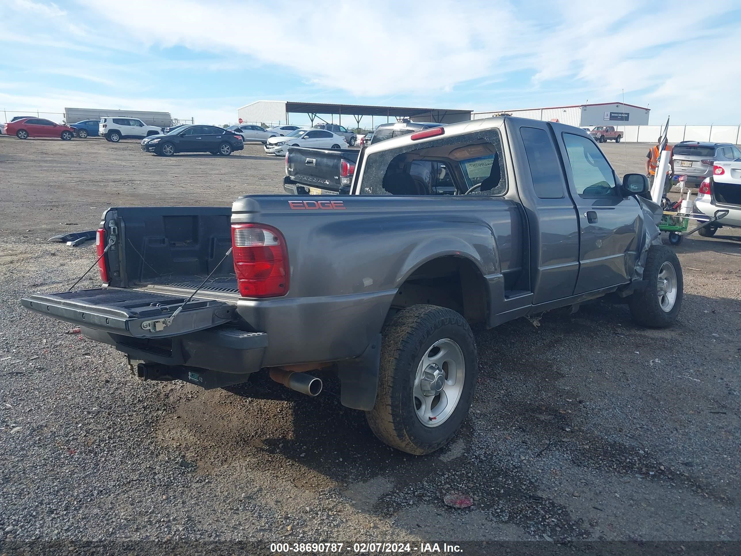 Photo 3 VIN: 1FTYR44U64PB51838 - FORD RANGER 