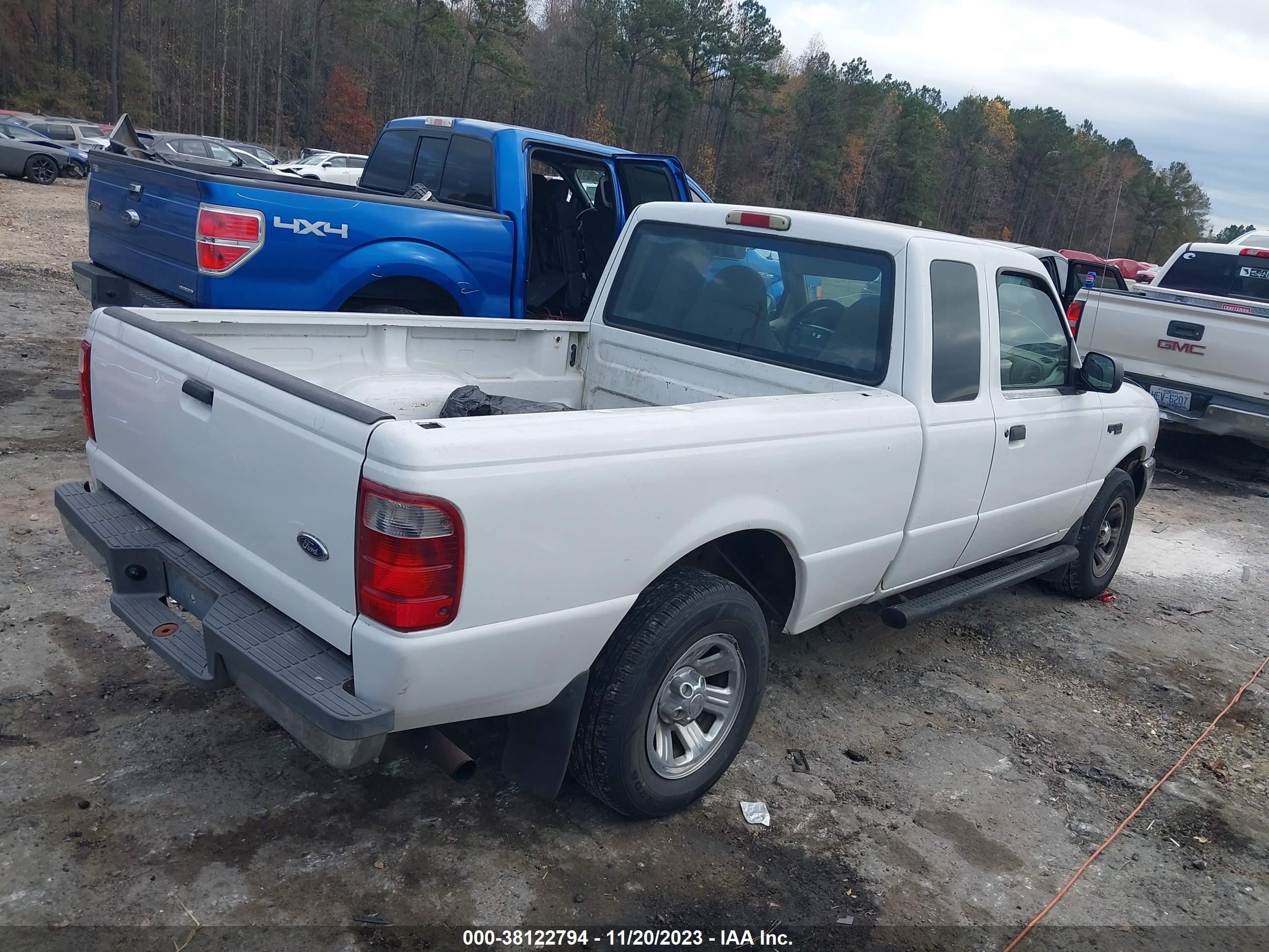 Photo 3 VIN: 1FTYR44U82PA35540 - FORD RANGER 