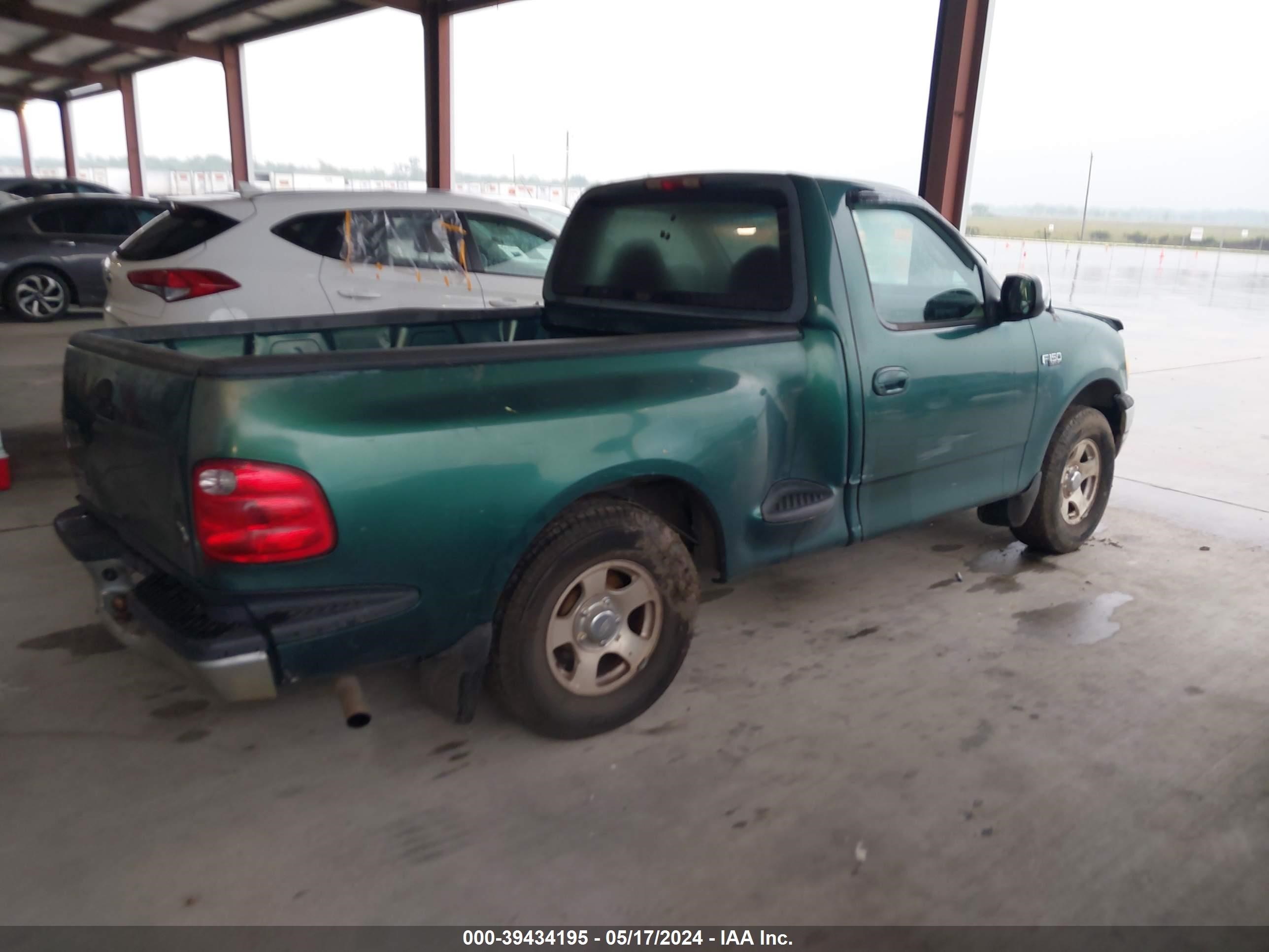 Photo 3 VIN: 1FTZF0724YKB31865 - FORD F-150 