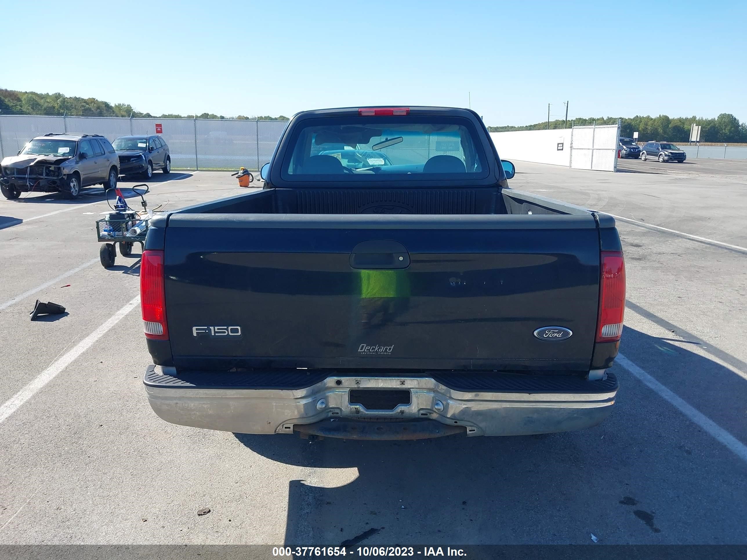 Photo 15 VIN: 1FTZF1722WKC24502 - FORD F-150 