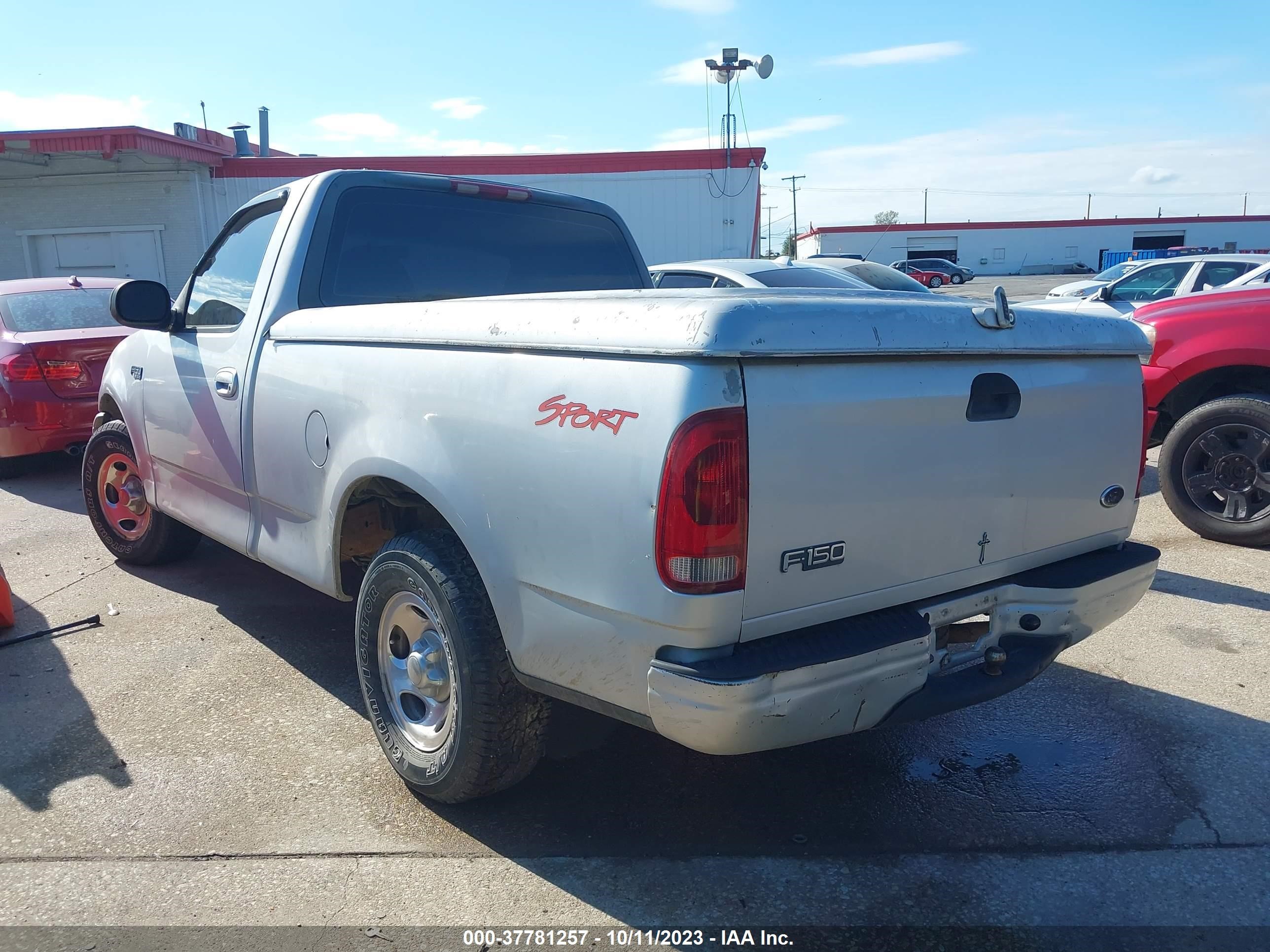 Photo 2 VIN: 1FTZF1727YNC36369 - FORD F-150 