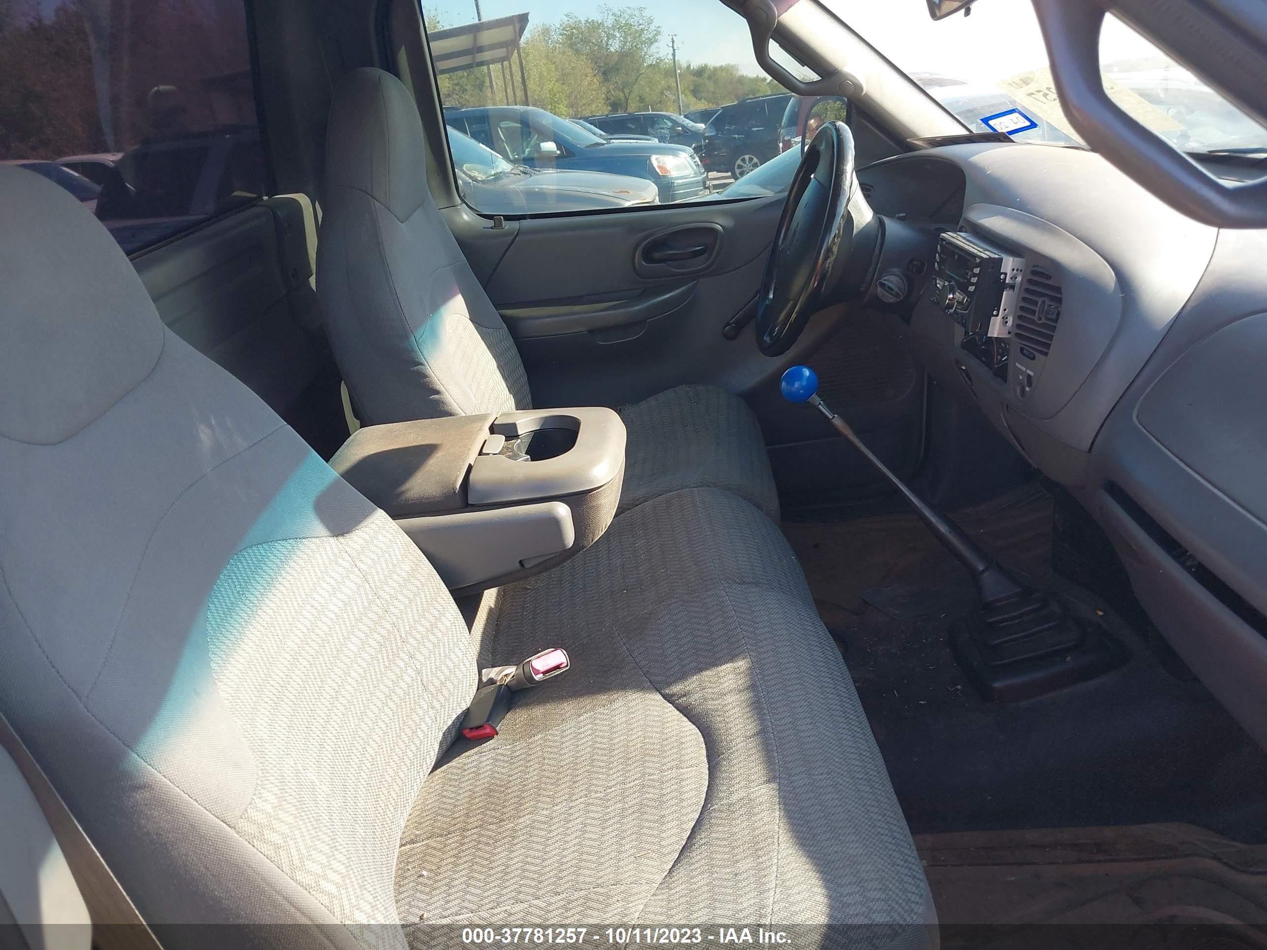 Photo 4 VIN: 1FTZF1727YNC36369 - FORD F-150 