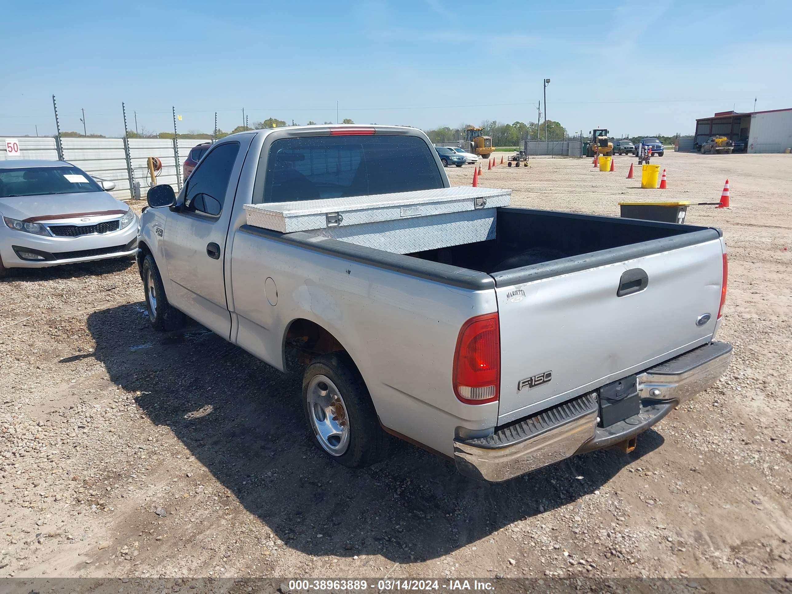 Photo 2 VIN: 1FTZF1729XNA79362 - FORD F-150 