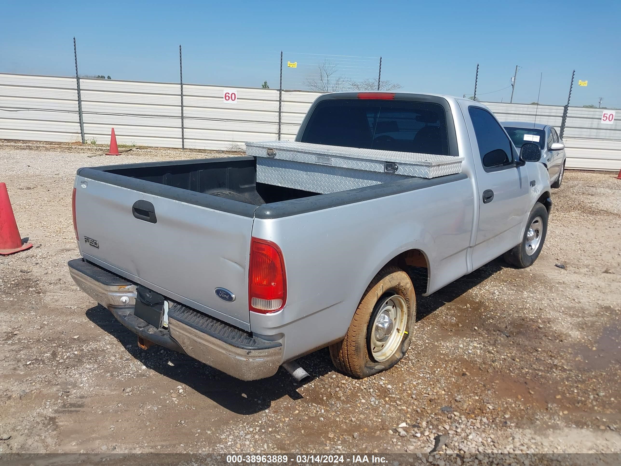 Photo 3 VIN: 1FTZF1729XNA79362 - FORD F-150 