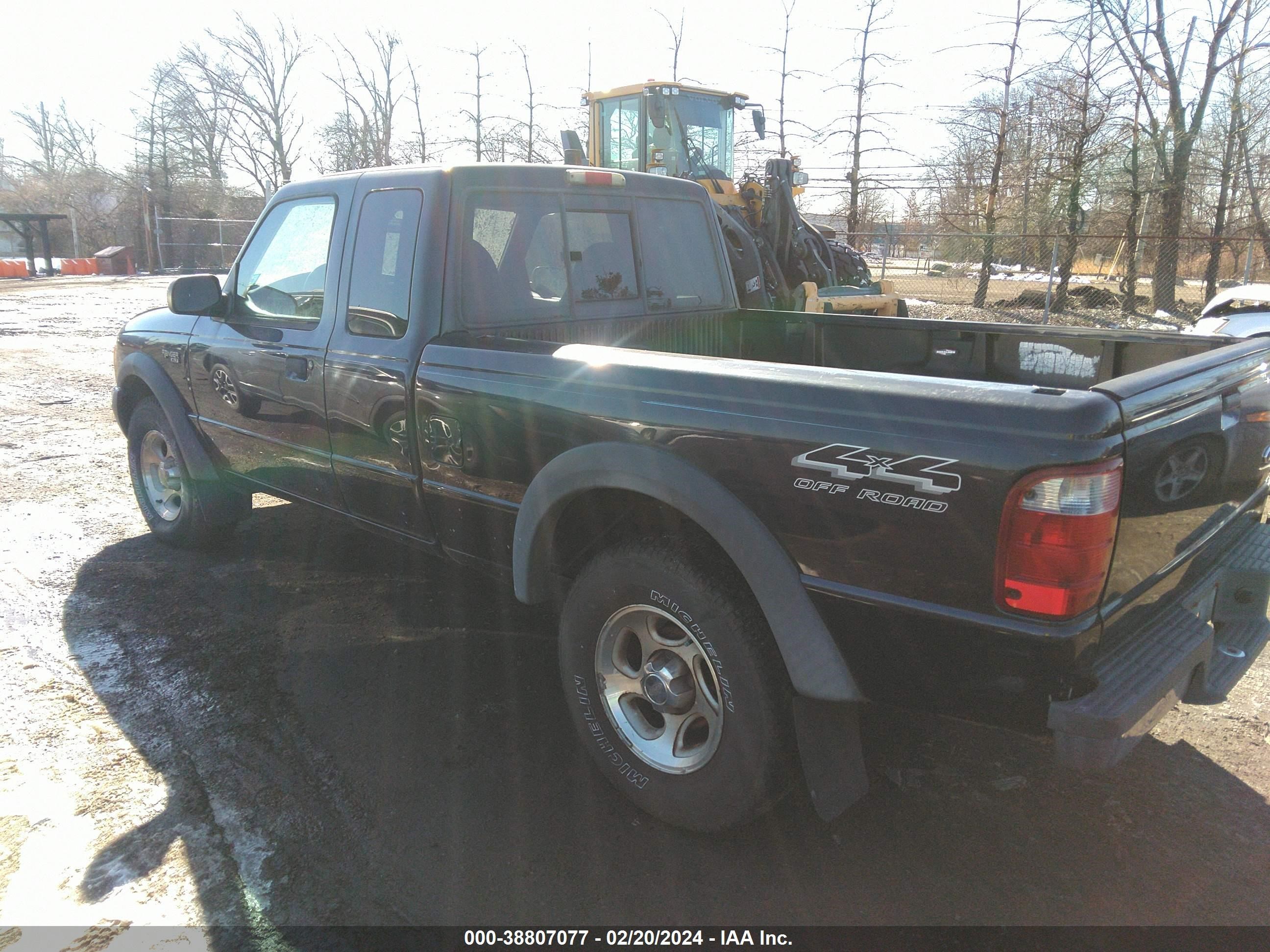 Photo 2 VIN: 1FTZR15E41TA99946 - FORD RANGER 