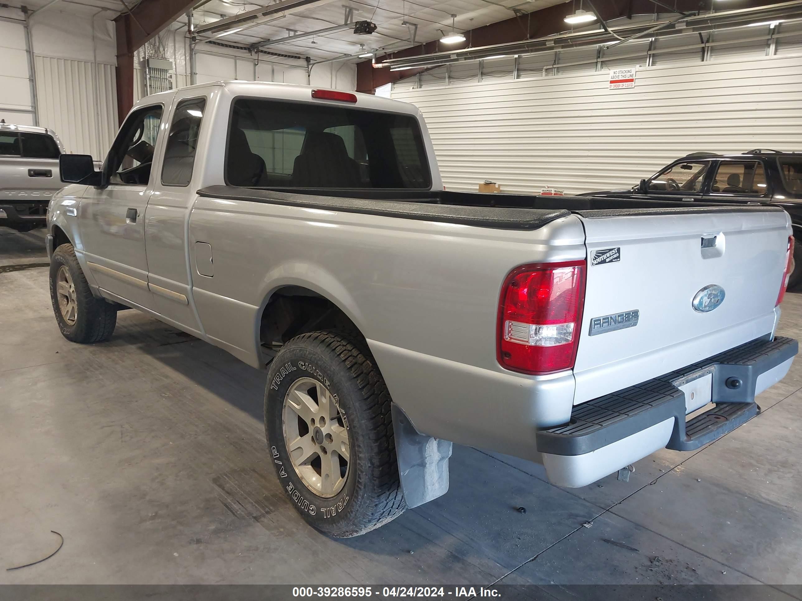 Photo 2 VIN: 1FTZR15E46PA79339 - FORD RANGER 